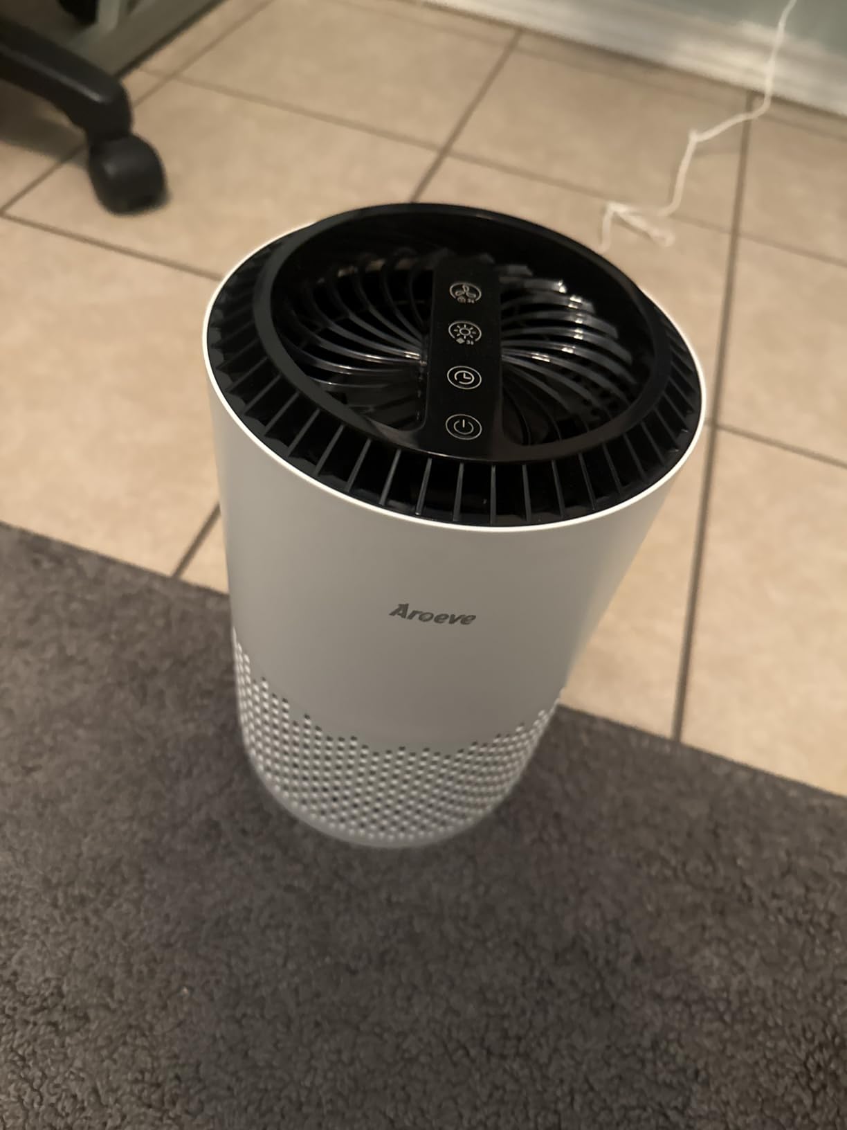 AROEVE Air Purifiers for Bedroom Home, Air Purifier For Smoke Pollen Dander Hair Smell Air Cleaner with Sleep Mode Speed Control For Bedroom Office, MK01- White customer photo 2