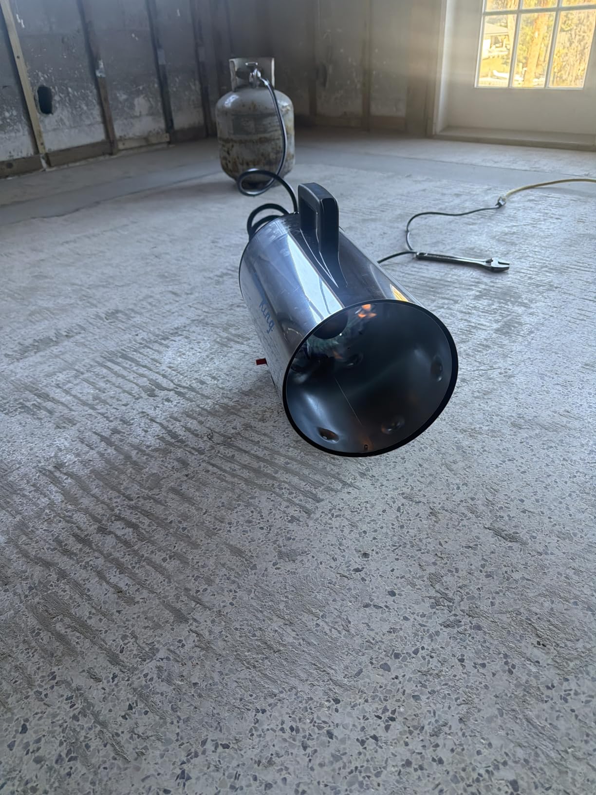 Flame King 60,000 BTU Portable Propane Forced Air Heater Outdoor Great for Jobsite, Construction, Garage, Patio, Stainless Steel customer photo 1