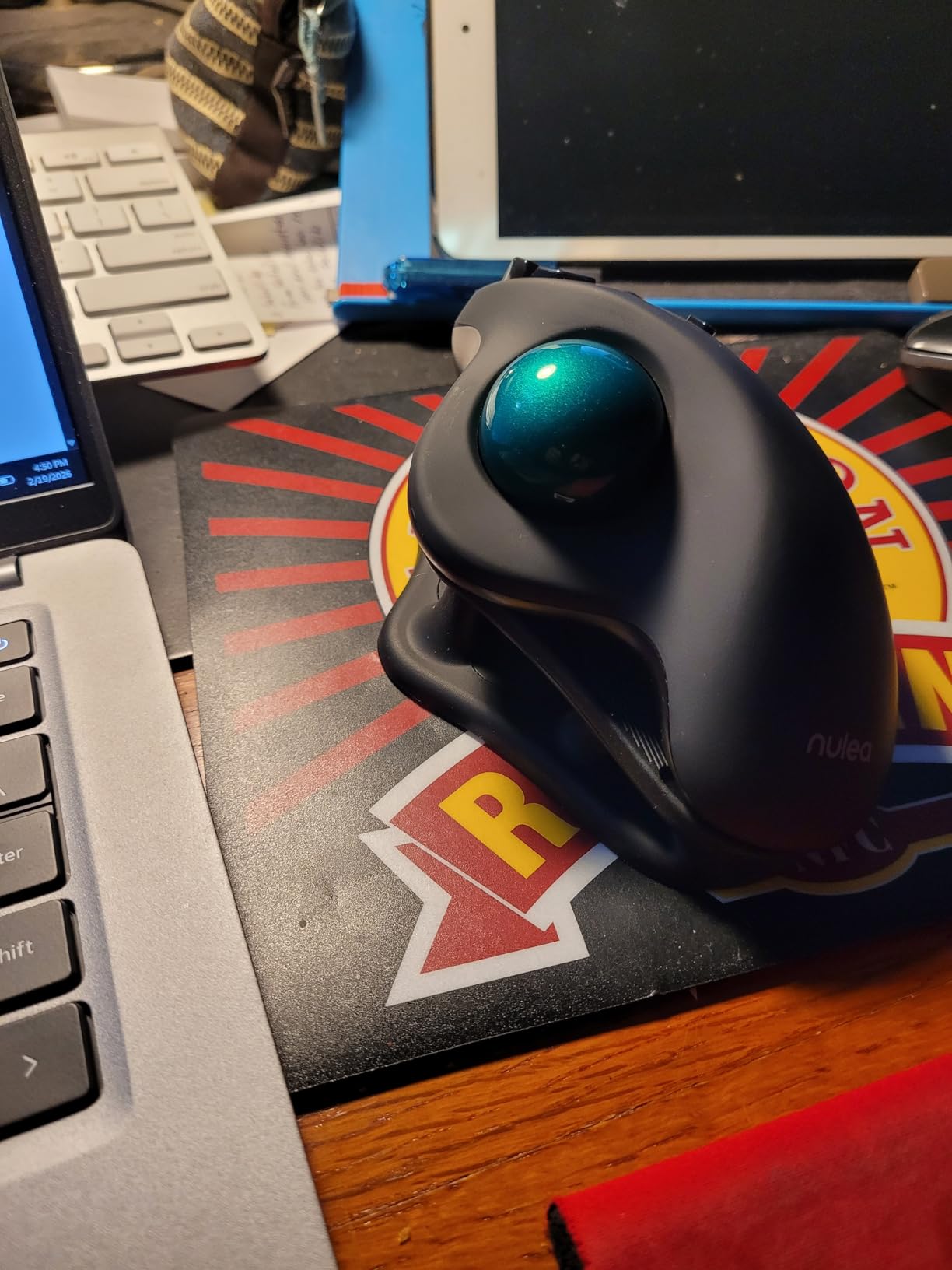 Nulea M501 Wireless Trackball Mouse, Rechargeable Ergonomic, Easy Thumb Control, Precise & Smooth Tracking, 3 Device Connection (Bluetooth or USB Receiver), Compatible for PC, Laptop, Mac, Windows. customer photo 1