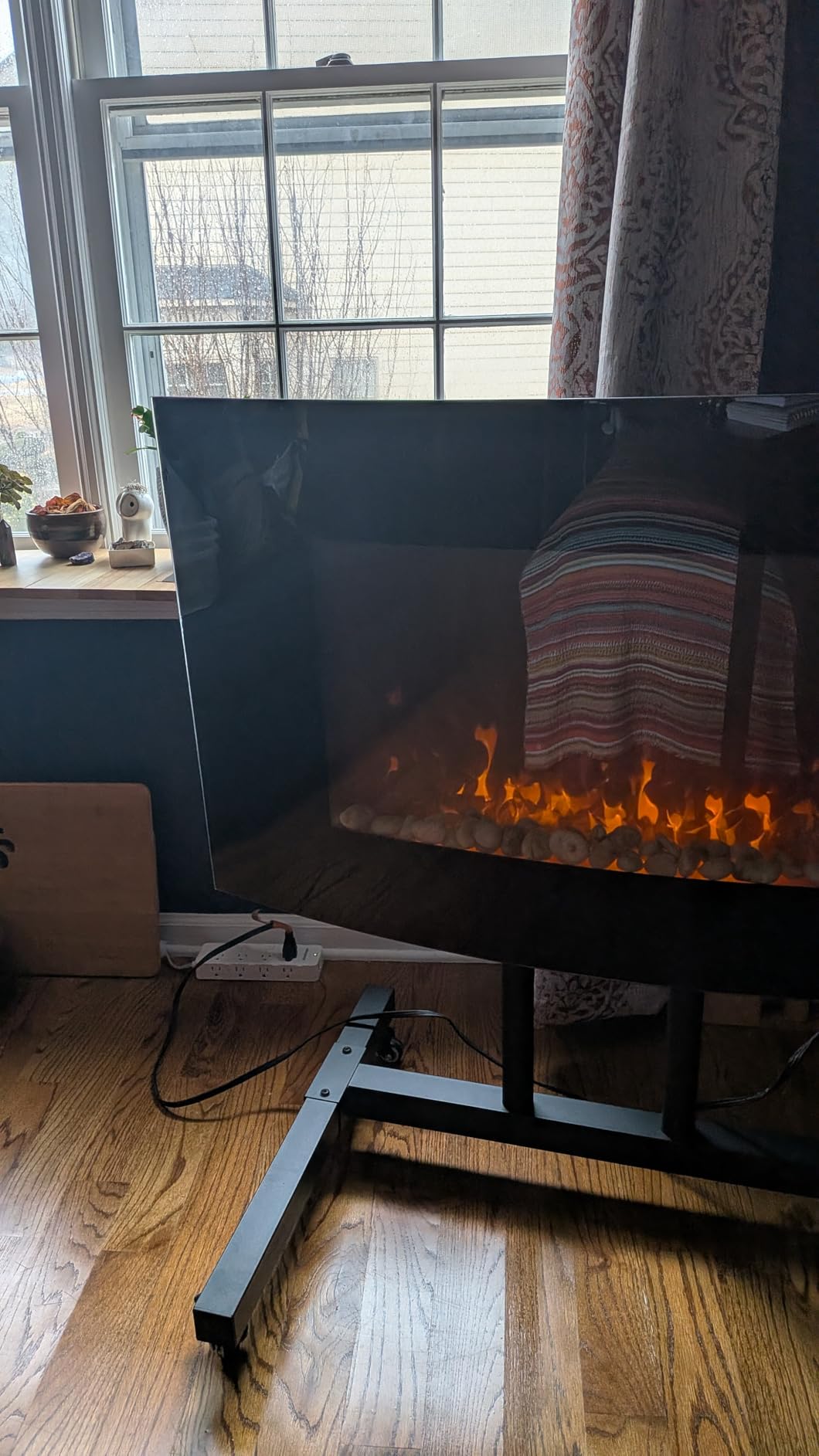 Rfiver Mobile TV Cart Rolling TV Stand for 32-83 Inch Screens up to 110lbs, Portable TV Stand on Wheels with Height Adjustable Shelf, Outdoor TV Stands Mount for Home Office MAX VESA 600x400mm, Black customer photo 2