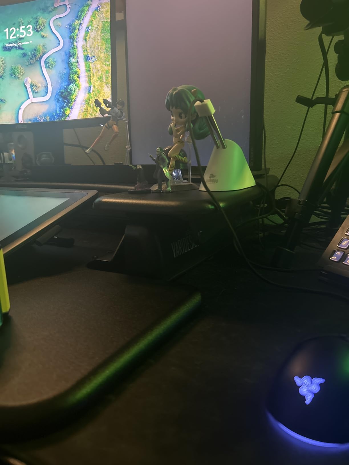 GLORIOUS Gaming Mouse Bungee - Flexible Mouse Cable Management - Gaming Mouse Accessory (White) customer photo 1