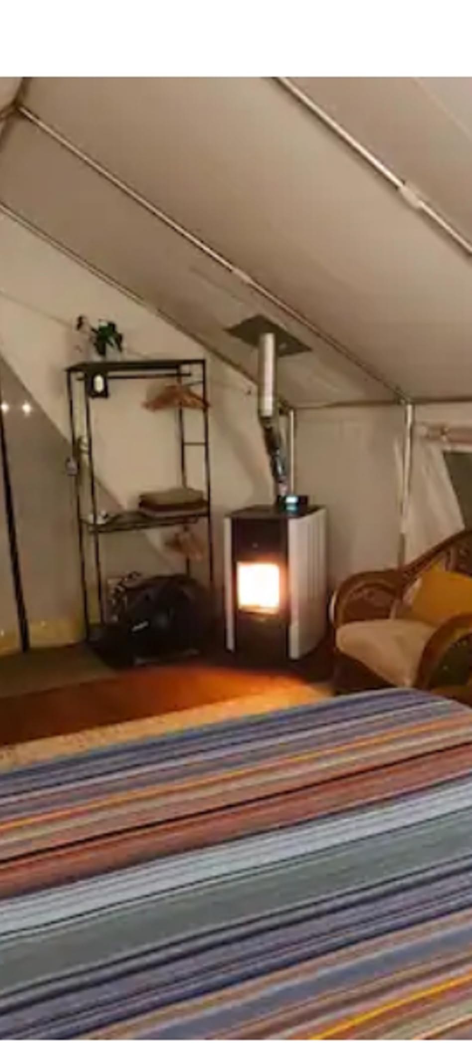 Comfortbilt HP50S Small Wood Pellet Stove Compact Heats 2,200 ft² 47 lb Hopper Arctic White customer photo 2