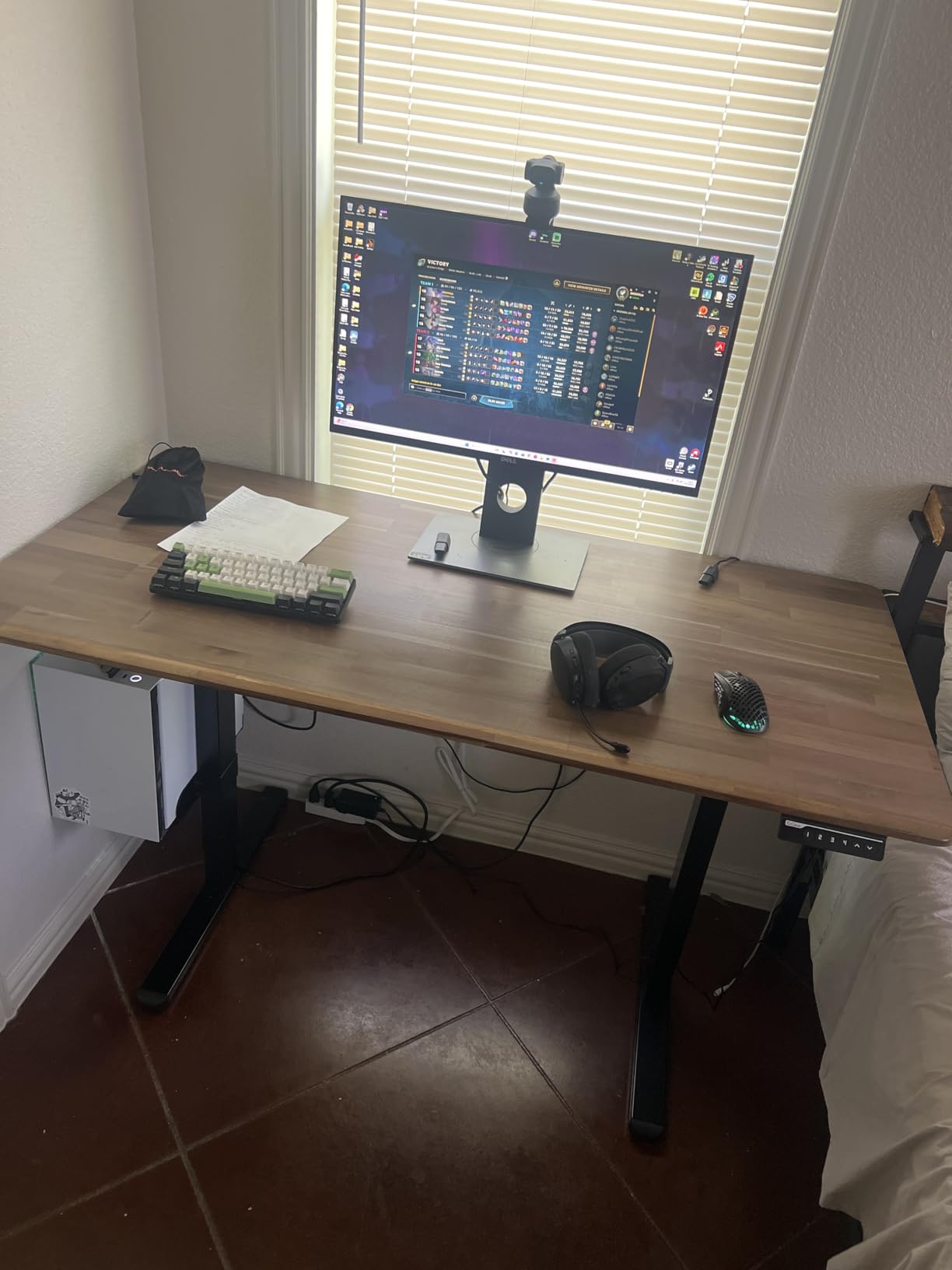 FLEXISPOT Whole Piece Bamboo 55