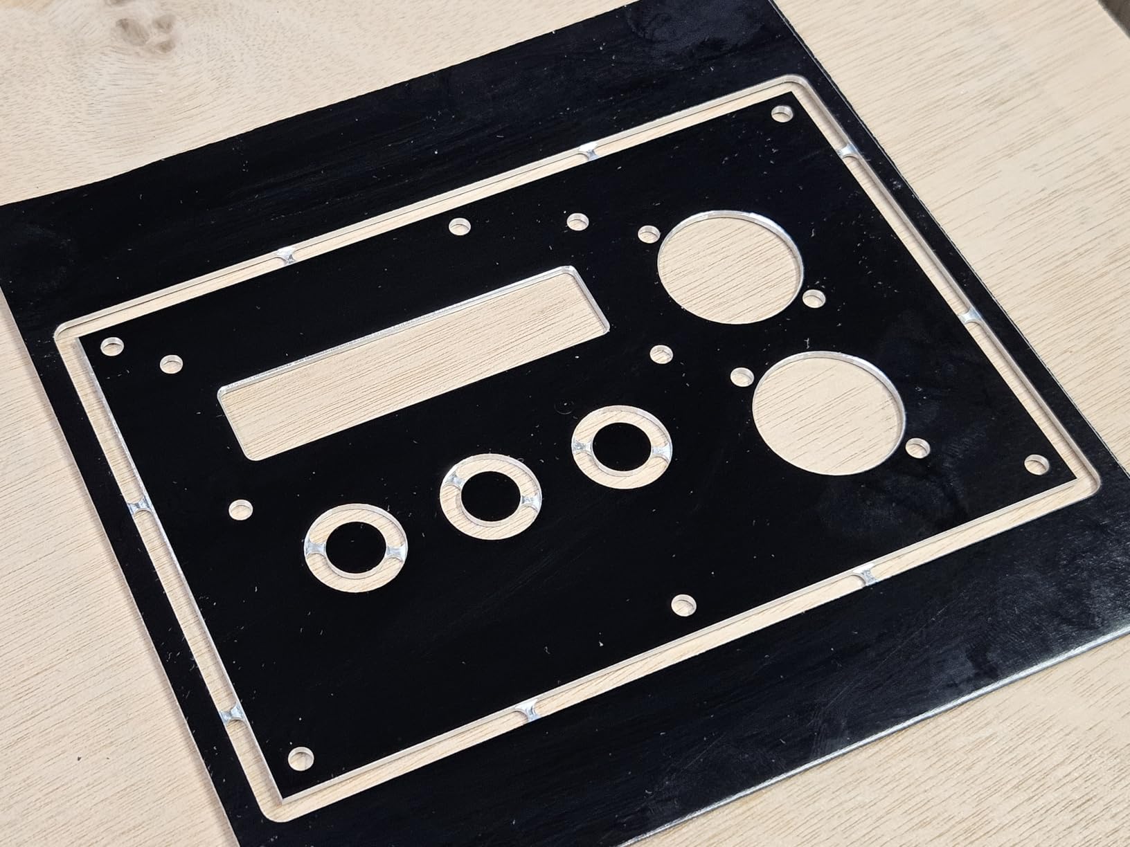 Genmitsu 3020-PRO MAX V2 CNC Router Machine, Upgraded 3 Axis Engraver for Metal, Wood, Acrylic, PCB MDF customer photo 1