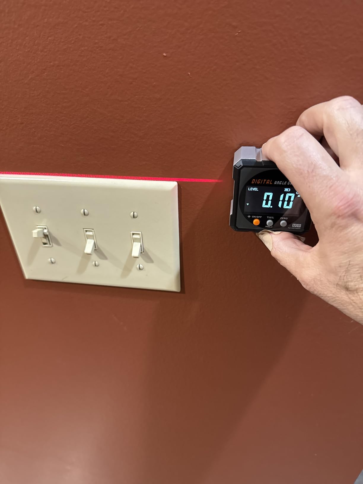 Digital Angle Finder with Electronic Laser - 4-side Strong Magnetic Angle Gauge, Cube Inclinometer with Backlight, Table Saw Miter Protractor, Woodworking Measuring Tool, Level Box for Hanging customer photo 1