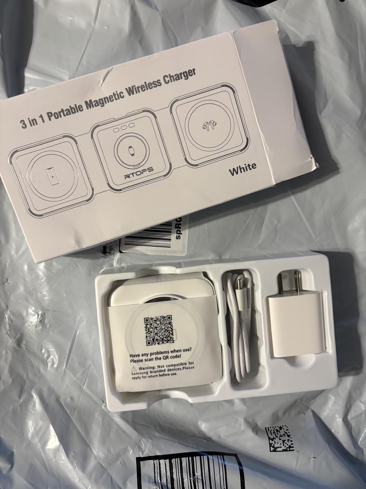 Wireless Charger 3 in 1, RTOPS Magnetic Travel Wireless Charging Station Multiple Devices, GaN 3 in 1 Charging Station, Compatible for iPhone16/15/14/13/Pro/Max, iWatch, AirPods4/3/2/Pro (Adapter Includes) customer photo 1