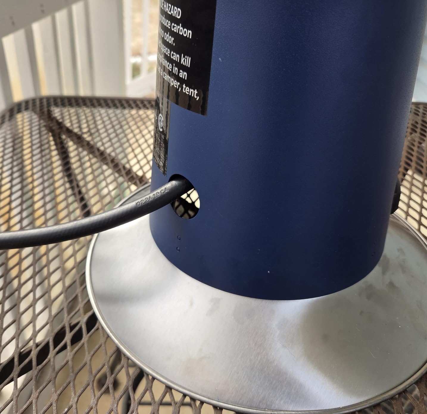 Cuisinart Portable Tabletop Patio Heater, 11,000 BTU Outdoor Propane Heater with Safety Tilt Switch and Adjustable Heat, Burner Screen Guard, 30 sq. Foot Heat Range, Black customer photo 2