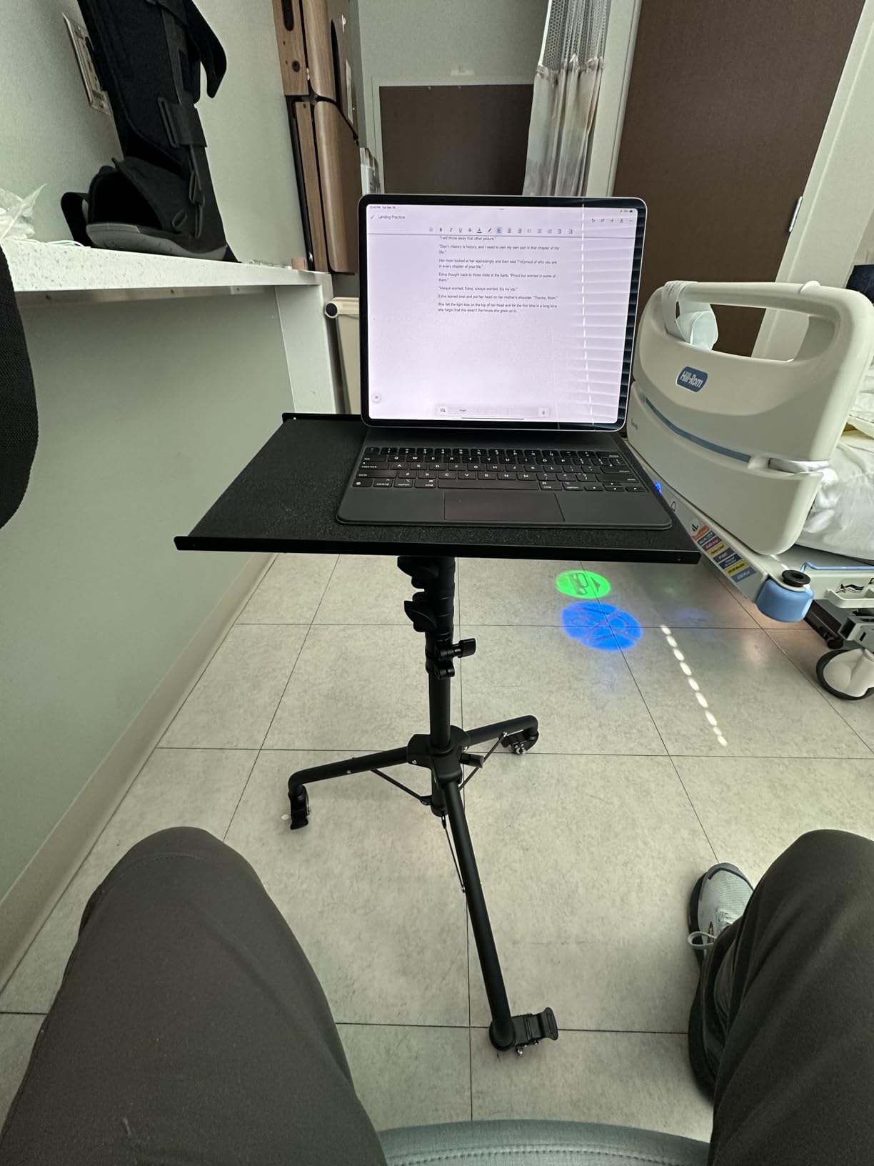 Tossbiss Laptop Tripod on Wheels with 2 Shelves, Portable Projector Floor Stand Adjustable Height 25.9 to 51.8 Inch with Phone Holder customer photo 1