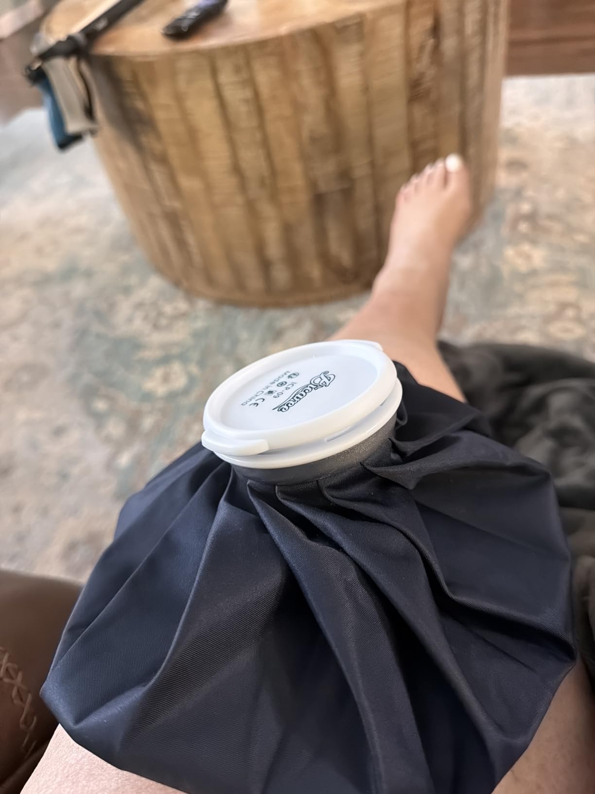 BICAREE Ice Pack for Injuries Reusable, Ice Bags Hot Water Bag for Hot & Cold Therapy and Pain Relief with Cover, No-Leak Elastic Breathable Ice Bag, Size 9