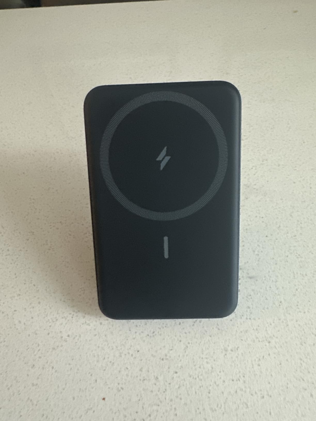 Anker 633 Magnetic Battery, 10,000mAh Foldable Wireless Portable Charger, 20W USB-C Power Delivery Power Bank with Stand, Magsafe-Compatible for iPhone 16/15/14/13/12 Series customer photo 1