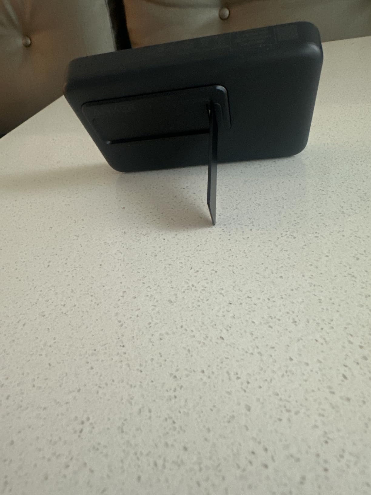 Anker 633 Magnetic Battery, 10,000mAh Foldable Wireless Portable Charger, 20W USB-C Power Delivery Power Bank with Stand, Magsafe-Compatible for iPhone 16/15/14/13/12 Series customer photo 2