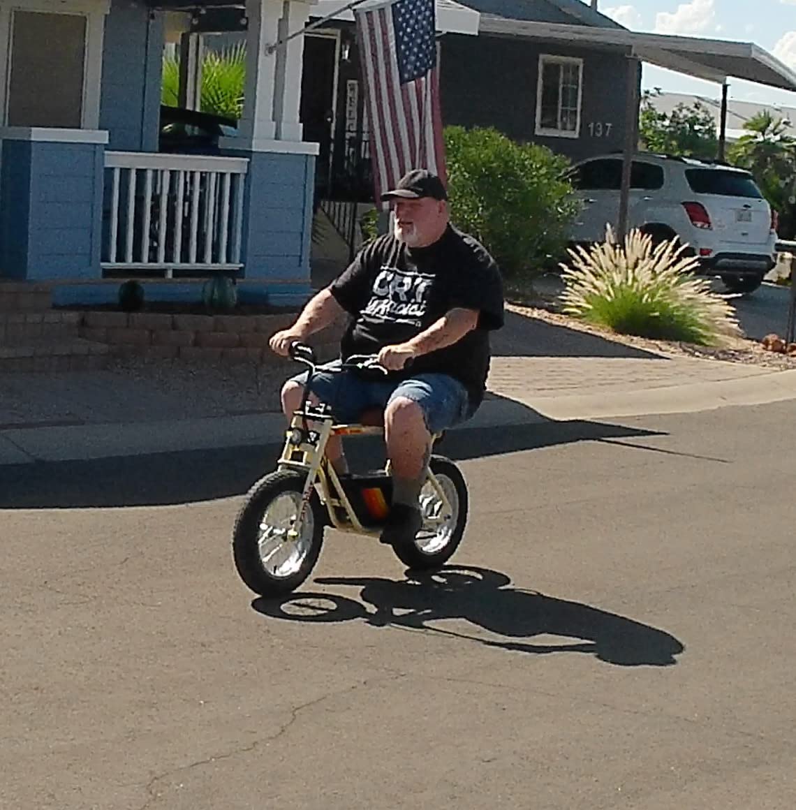 Razor Rambler 16 Electric Retro Mini Bike Ride for Teens Ages 18+, 220 lb Max Weight, Tan - 350W Motor, Up to 15.6 Mph, 45-Min Run Time, Twist-Grip Throttle, Spoked Wheels w/ 16