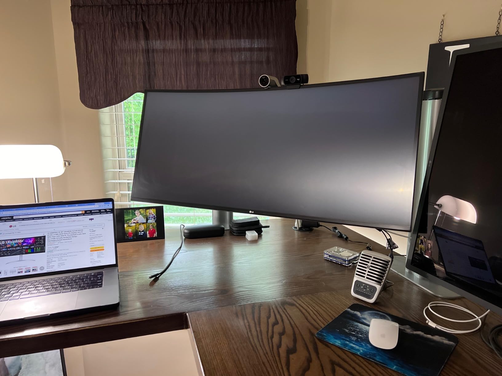LG 40WP95C-W 40-inch UltraWide Curved WUHD (5120 x 2160) 5K2K Nano IPS Monitor, DCI-P3 98%, HDR10, Thunderbolt 4 with 96W PD customer photo 2