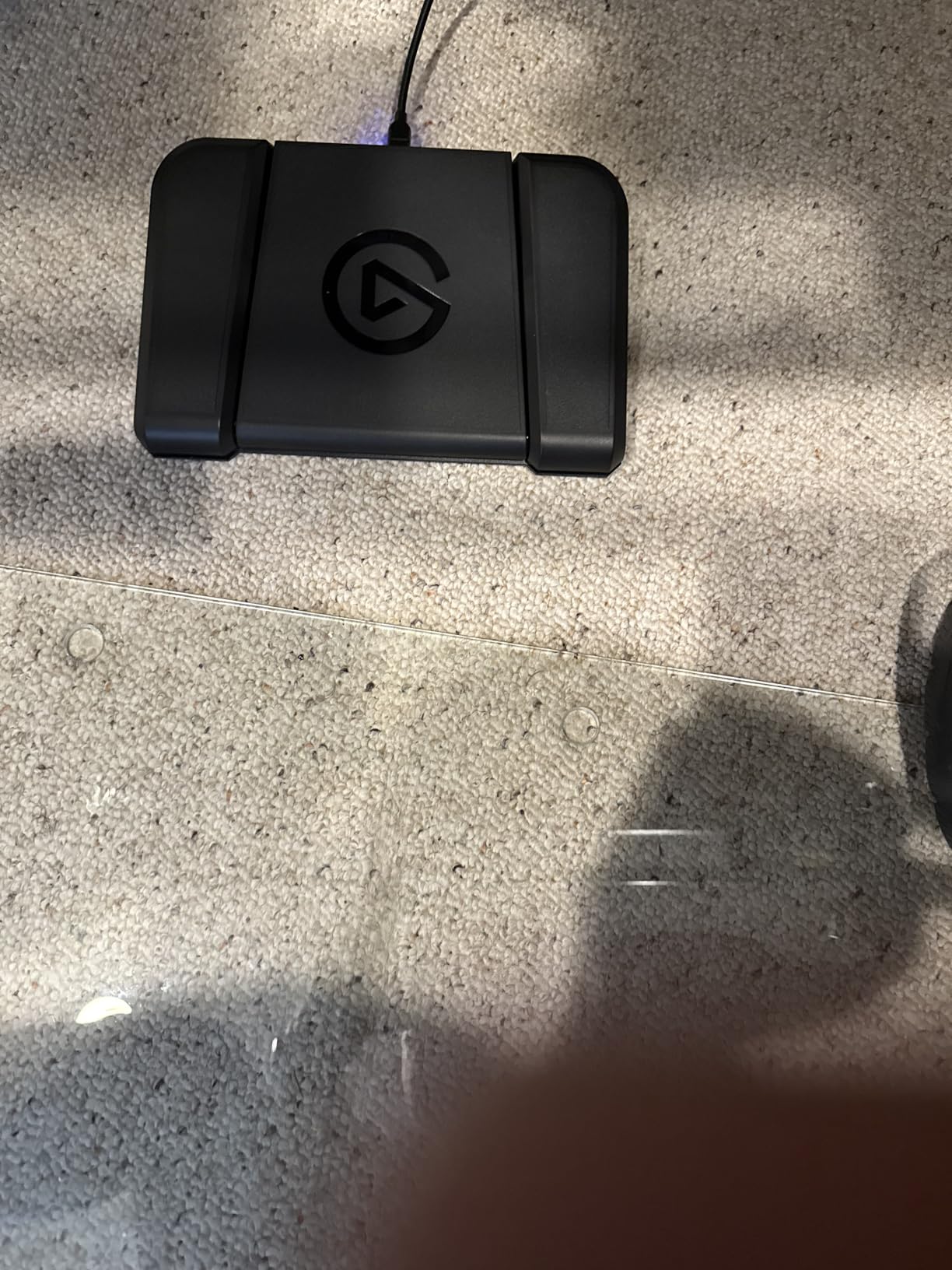 Elgato Stream Deck Pedal - Hands-Free Studio Controller, 3 Macro footswitches, Trigger Actions in apps and Software Like OBS, Twitch, YouTube and More, Works with Mac and PC customer photo 2