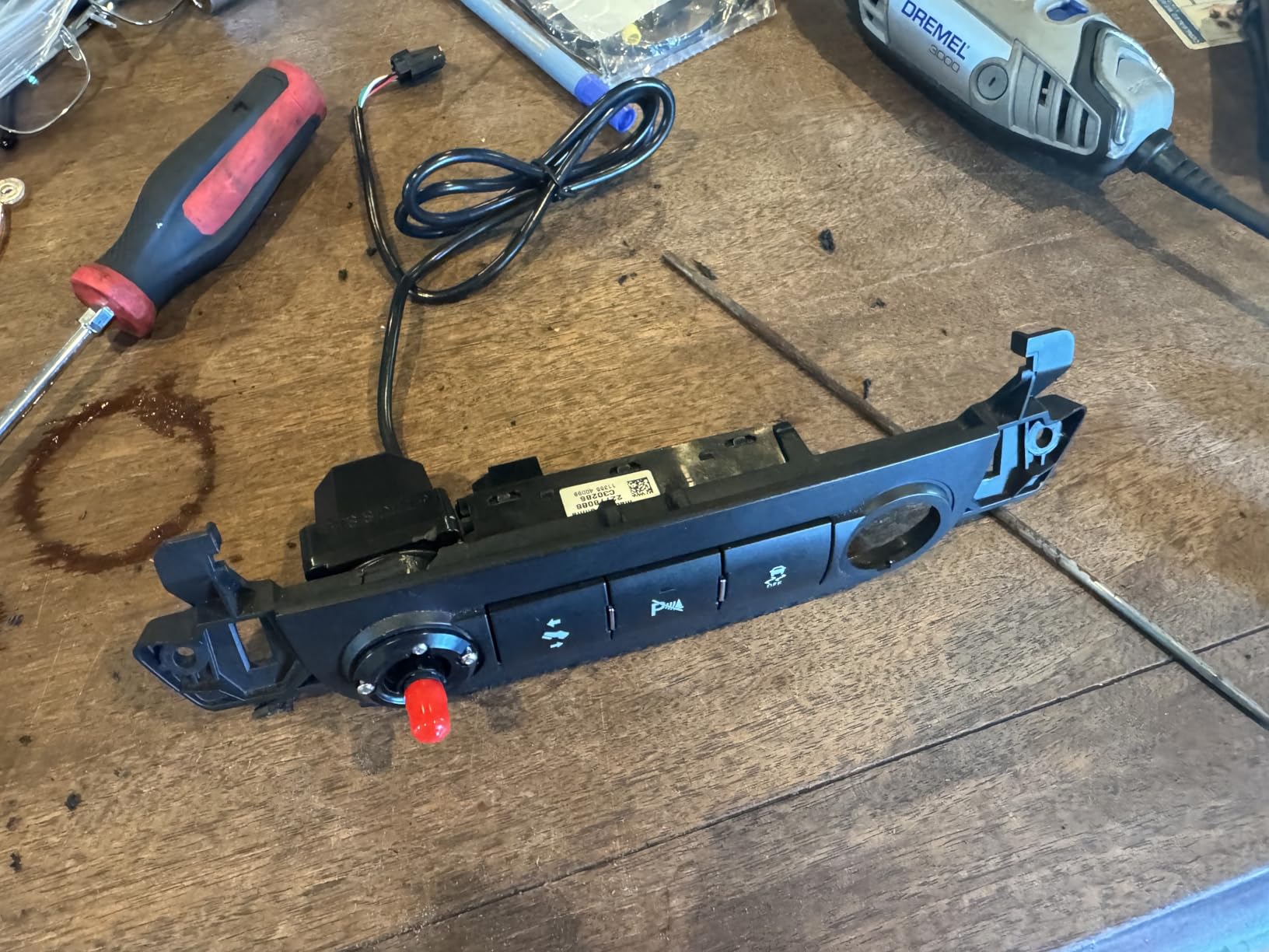 Tekonsha 90920 Prodigy iD Smart Phone Configured Brake Controller for Trailers with 1-4 Axles, Compatible with Ford, GM, Chevy, Dodge, RAM, Toyota, Jeep customer photo 2