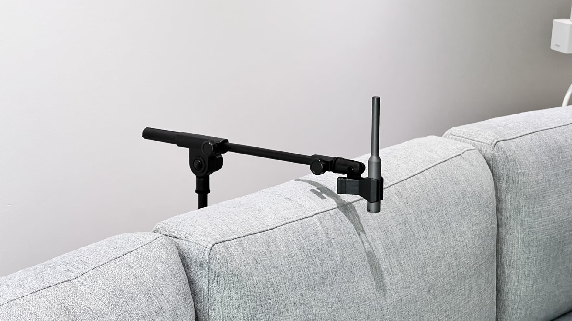 Maxonar 8K Fiber Optic HDMI Cable 50FT [Certified] Ultra High Speed HDMI Cable 8K60 4K120 144Hz 48Gbps CL3 HDCP 2.2&2.3 eARC HDR Dolby for PS5/Xbox Series X/Apple TV 4K, Roku TV customer photo 1