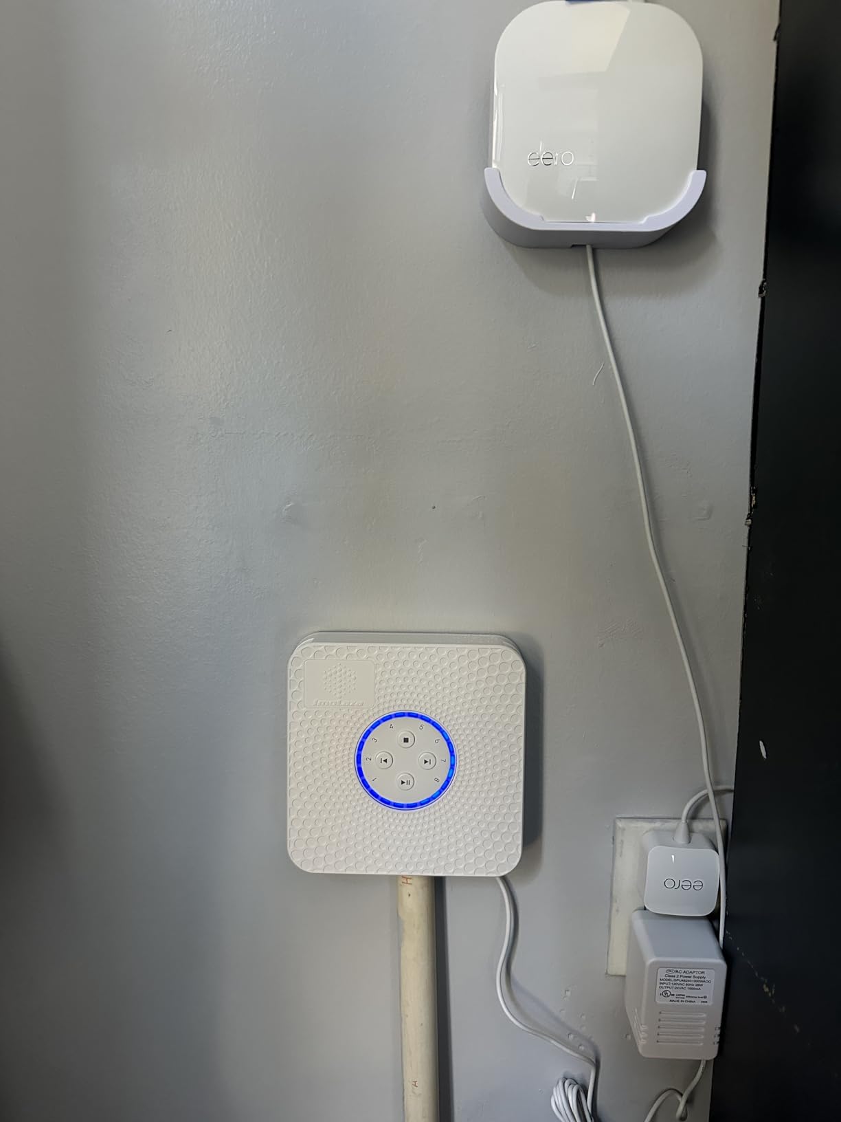 ImoLaza Smart Sprinkler Controller Evapotranspiration Master: 8 Zones WiFi Irrigation Controller with Automated Watering and App Control, Save Water Through Rain, Freeze, Wind and Saturation Skip customer photo 2