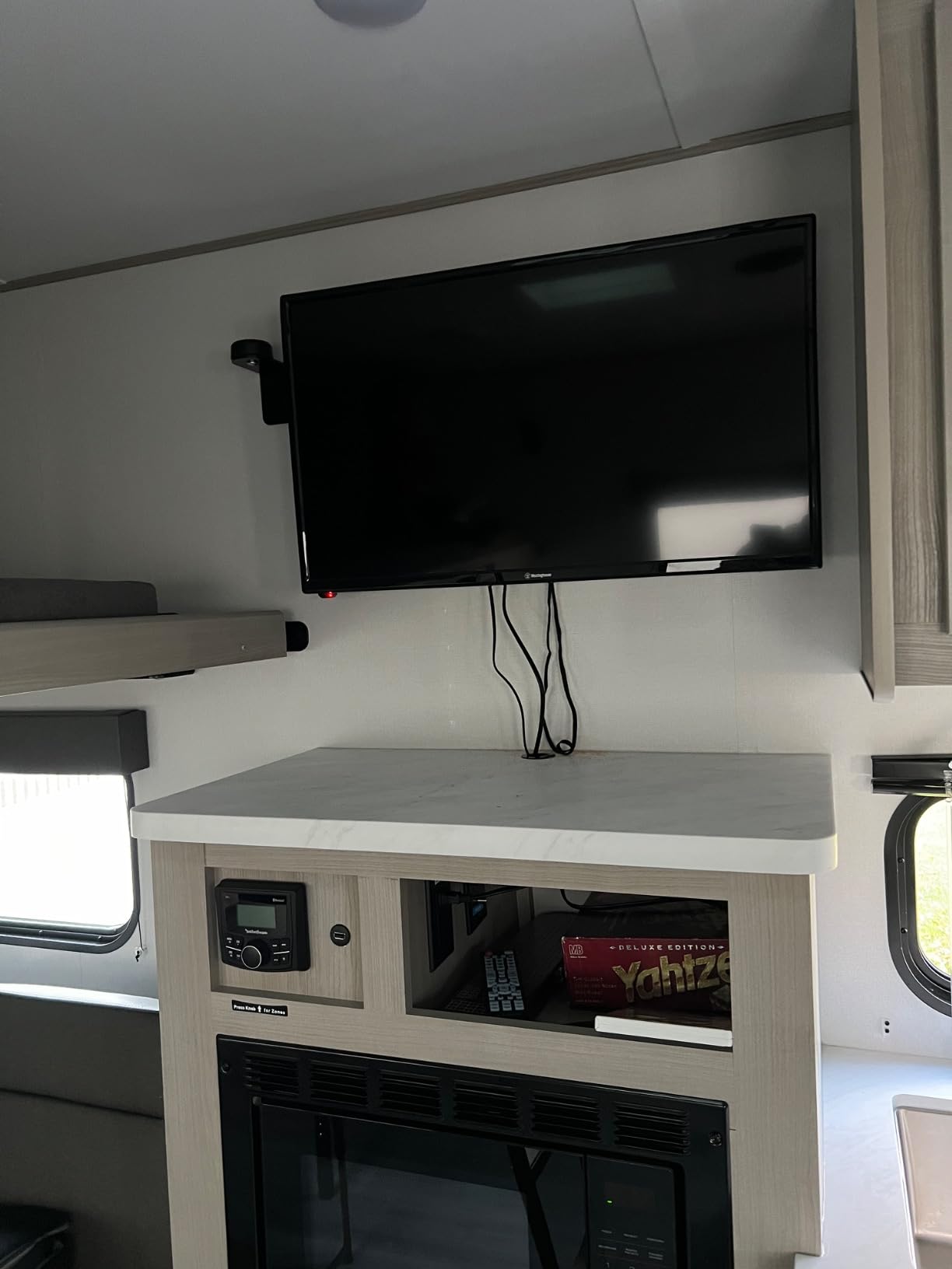 Westinghouse 24 Inch TV with DVD Player Built in, HD LED Small Flat Screen Non-Smart Television DVD Combo, RV Camper, Works with Fire Stick, Roku, Apple TV, TiVo, Xumo, and Streaming Devices customer photo 2