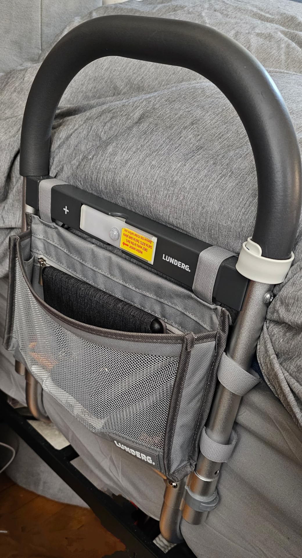 Lunderg Bed Assist Rail for Seniors with Motion-Activated Light & Non-Slip Grab Bar - Easy to Install Bed Rails for Elderly Adults Safety & Post-Surgery - Helps Reduce Falls & Support Independence customer photo 2