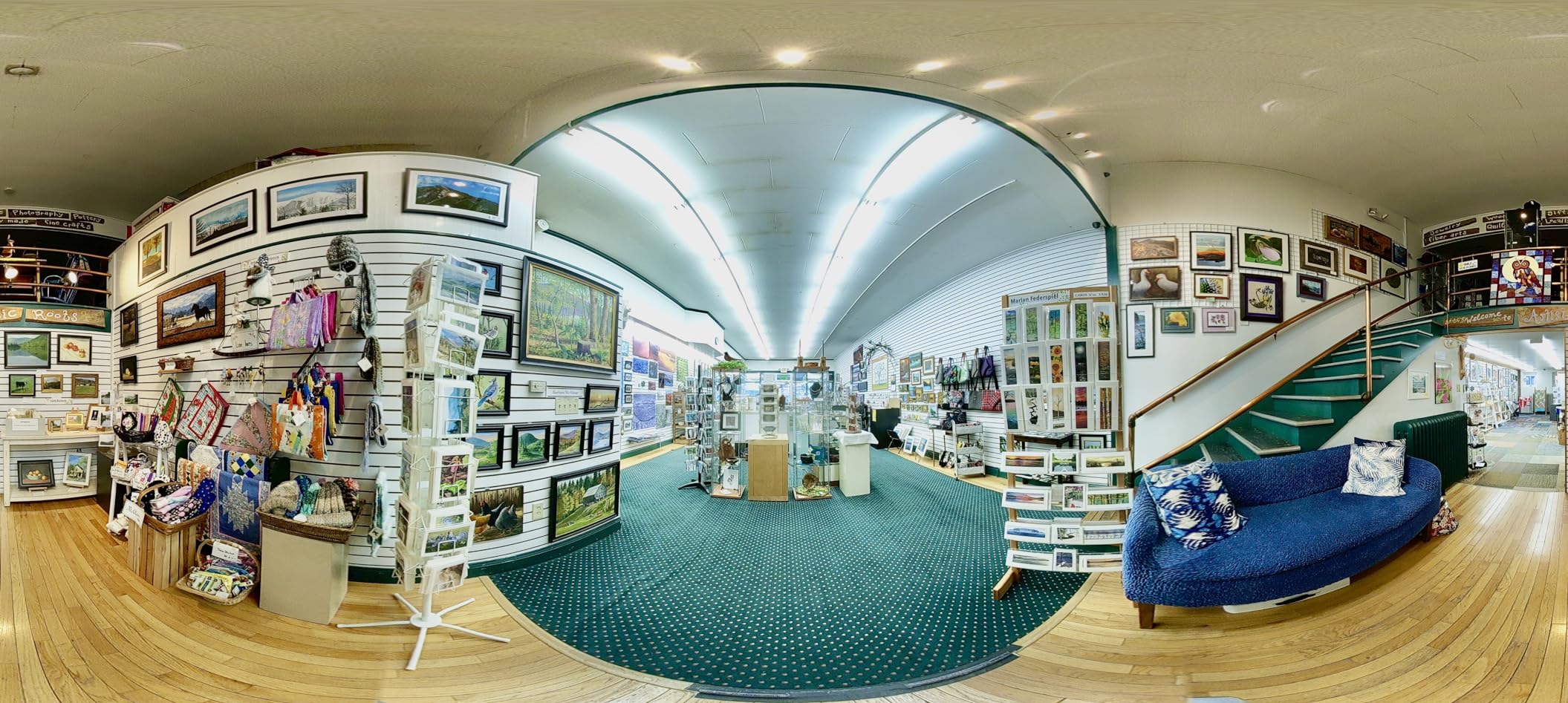 Ricoh Theta X 360° Camera - 11K High-Resolution (60 Megapixels), 5.7K Video, OLED Touch Screen, Built-in GPS, Interchangeable Battery, External Memory customer photo 2