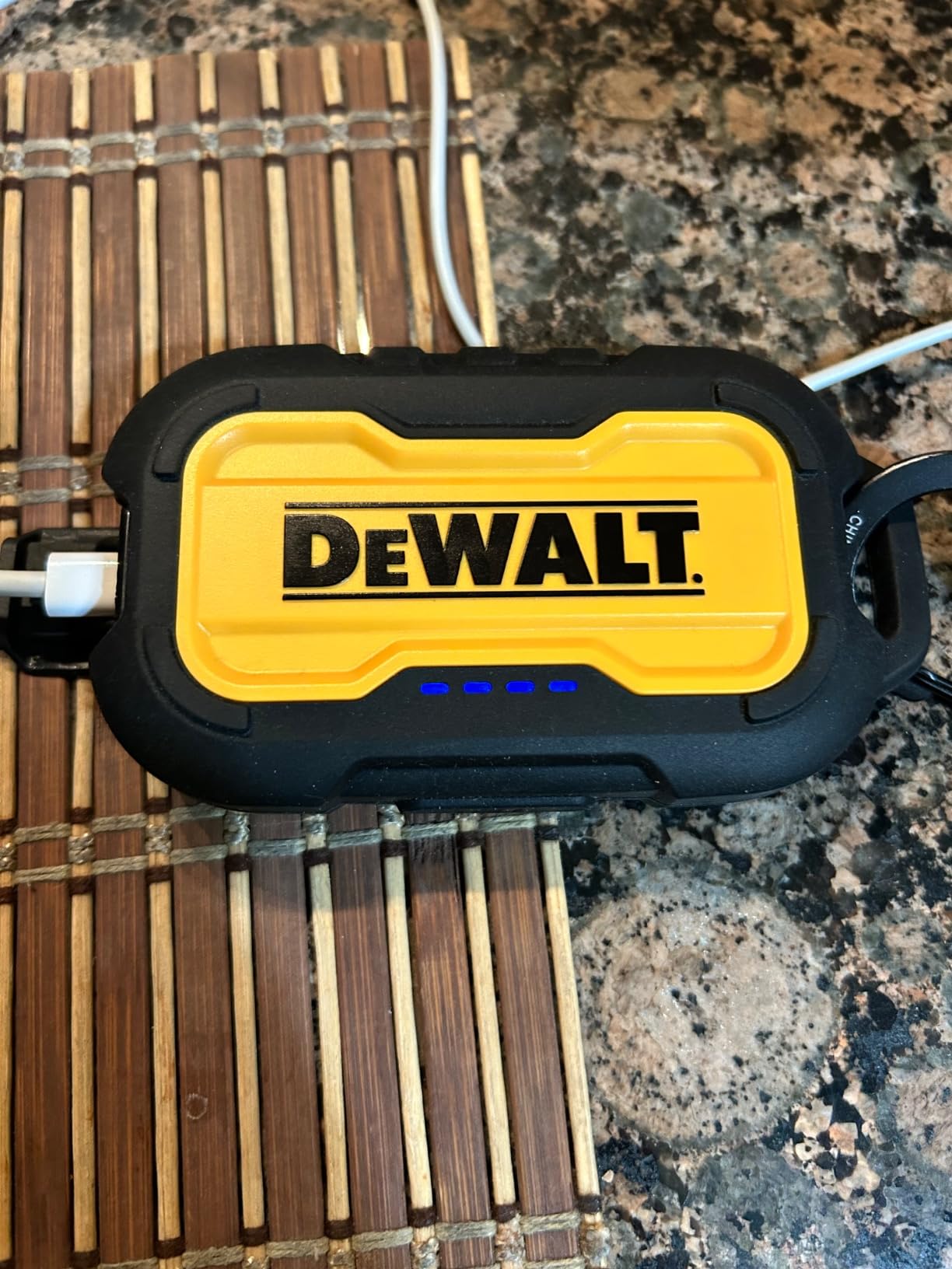 DEWALT Heavy Duty Portable Charger, Power Bank, Travel Worksite 10,000 mAh Battery Pack with USB-C Port for iPhone 17/16 Plus Pro Max, iPhone 15/14/13, Samsung Galaxy customer photo 2