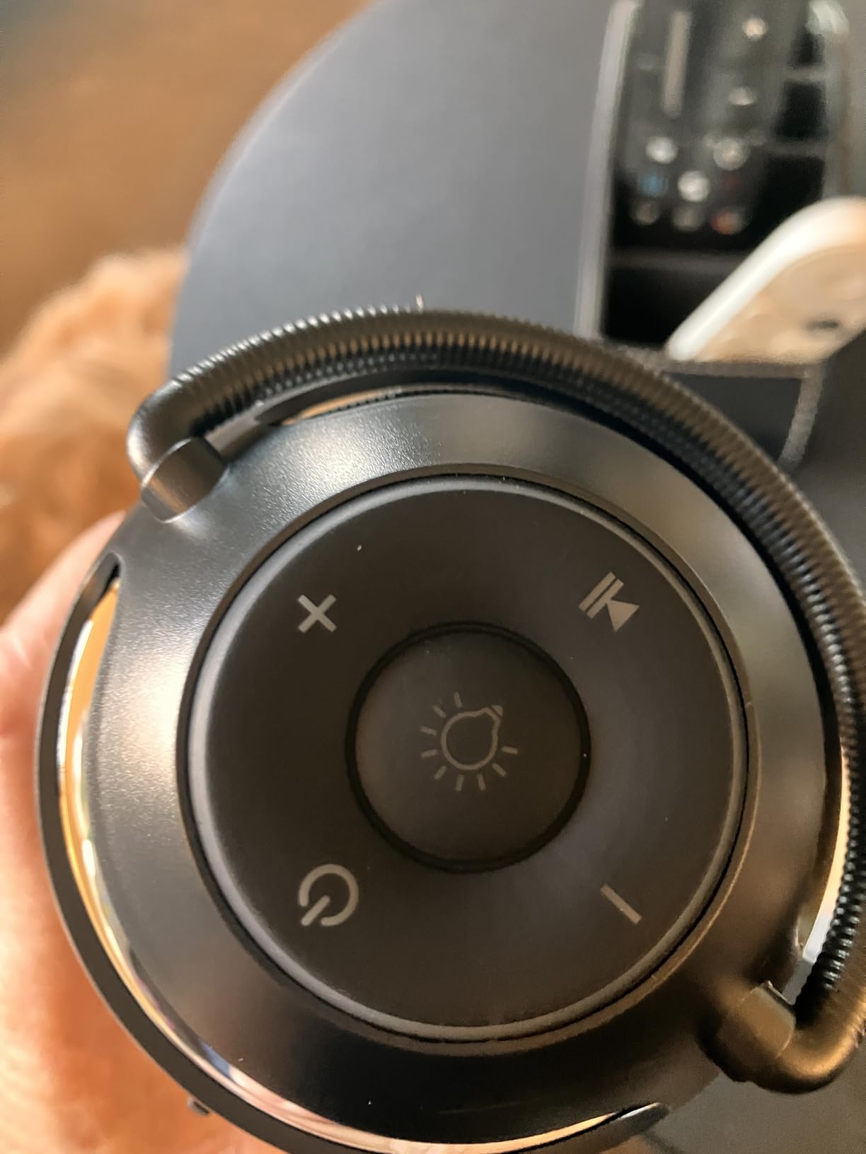 Vanten 2 Packs Outdoor Bluetooth Speakers, Bluetooth 5.0 Led Flame Speaker, IPX5 Waterproof Flame Torch Atmosphere Speaker, Flame Lamp, Gifts for Men Women, Decorations for Party Garden Patio customer photo 2