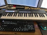 Novation FLkey 37 MIDI Keyboard - Seamless FL Studio Integration with Chord Mode and Scale Mode. All the software you need for Music Production customer photo 1