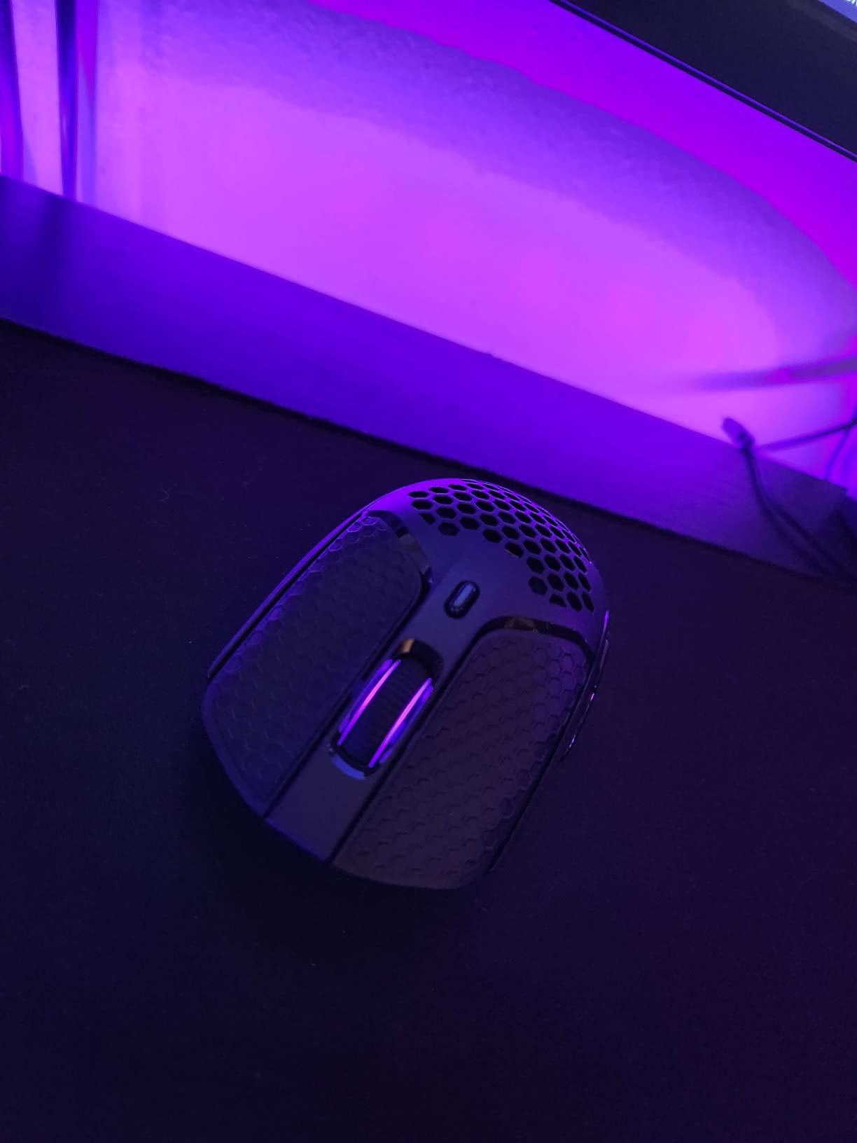 HyperX Pulsefire Haste Wireless Gaming Mouse - Ultra Lightweight, 61g, 100 Hour Battery Life, 2.4Ghz Wireless, Honeycomb Shell, Up to 16000 DPI customer photo 2
