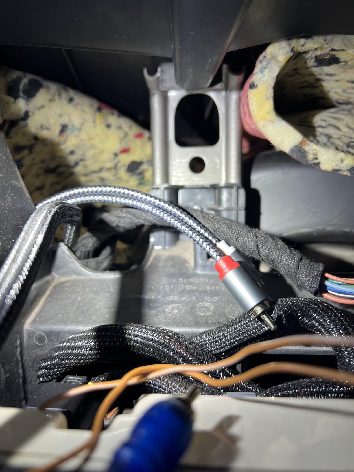 GEARit RCA Cable (10FT) 2RCA Male to 2RCA Male Stereo Audio Cables Shielded Braided RCA Stereo Cable for Home Theater, HDTV, Amplifiers, Hi-Fi Systems, Car Audio, Speakers customer photo 2