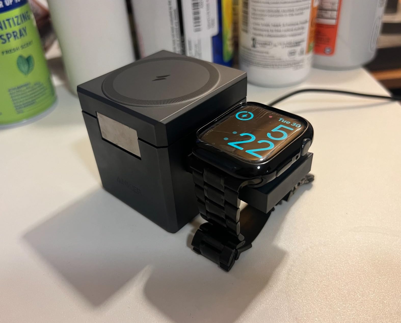 Anker MagSafe Charger Stand, iPhone 17 Wireless Charger, 3-in-1 Cube with MagSafe, 15W Foldable Fast Charging Stand, for iPhone 17/16/15, Apple Watch 1-8/Ultra, AirPods (30W USB-C Charger Included) customer photo 1