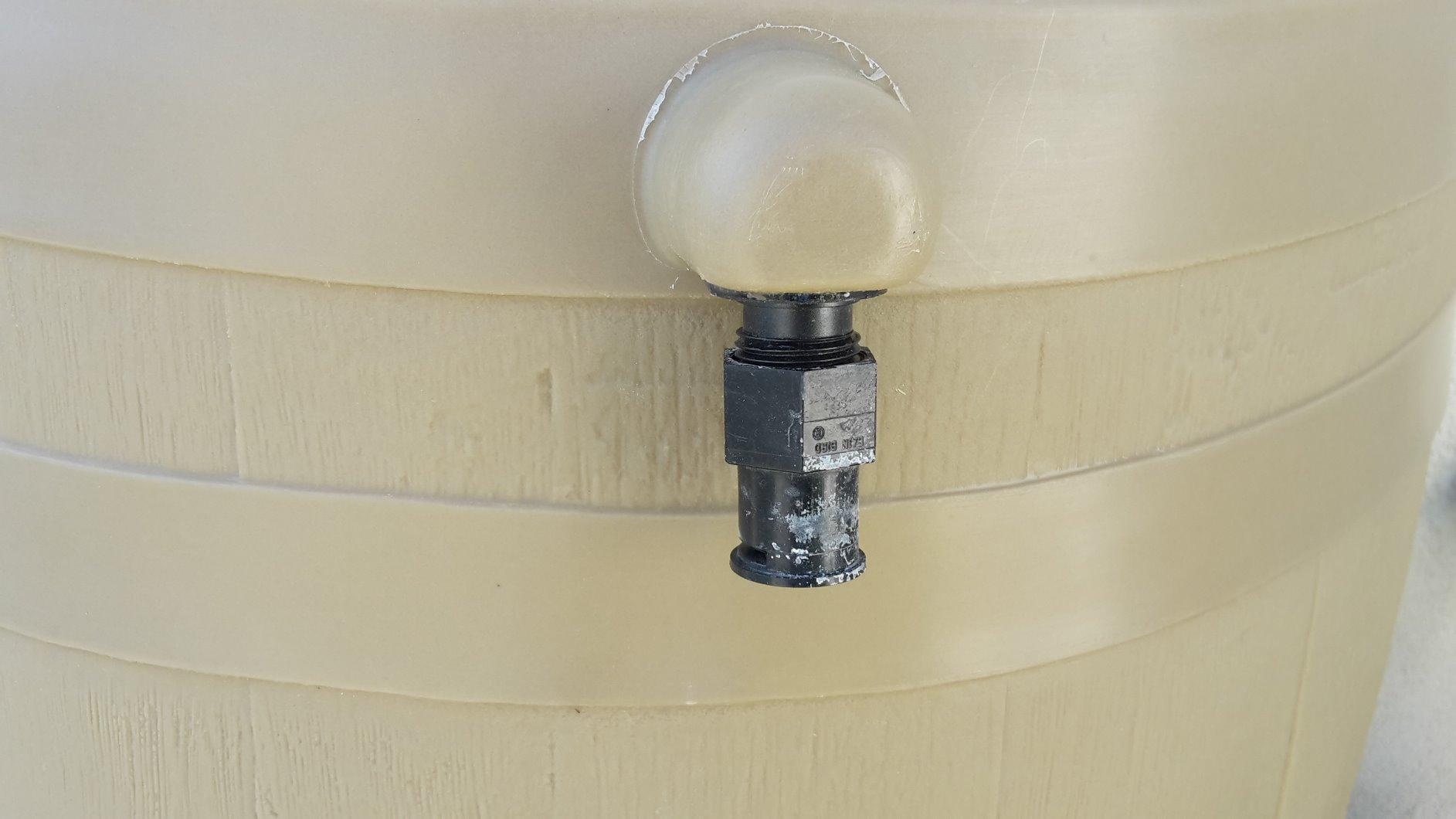 RTS Home Accents 50-Gallon Rain Barrel, Flat Back Rain Water Collection Barrel, Stand Included, Oak Color customer photo 1