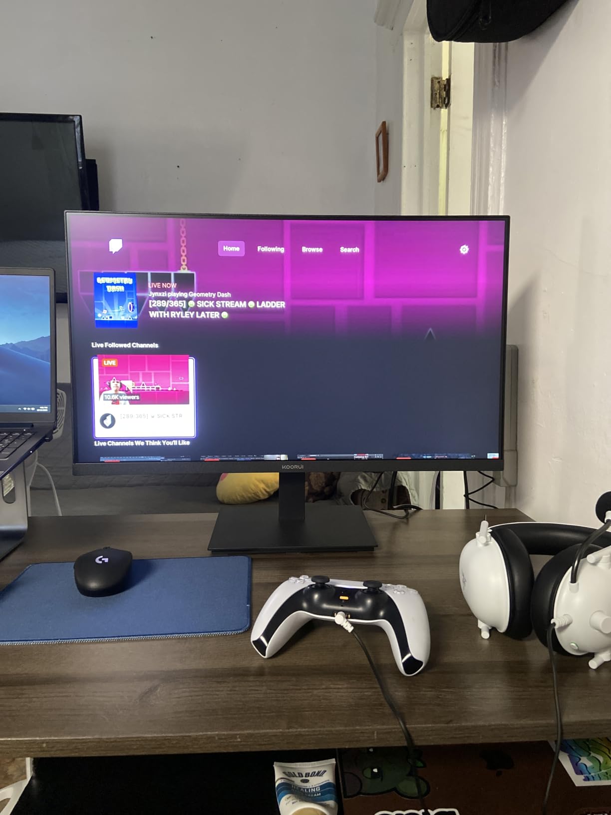 KOORUI 24-inch Computer Monitor Full HD 1920 x 1080p 100Hz VA Display 4000:1 Contrast Ratio, TÜV Rheinland Certified customer photo 2