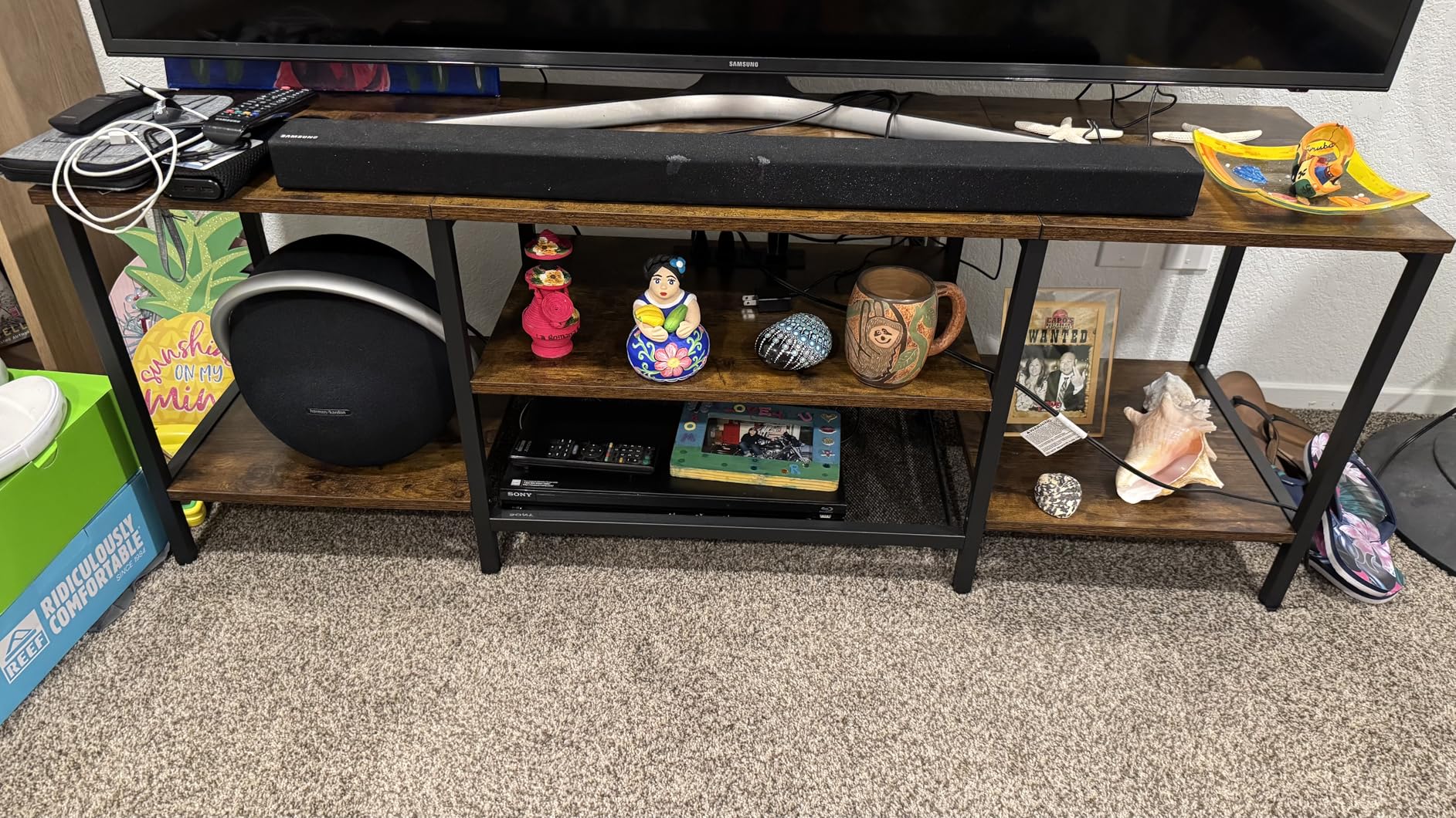 HOOBRO TV Stand with Power Outlets to 65 Inches, TV Console Table with Open Storage Shelves, Industrial Media Entertainment Center for Living Room Bedroom, Rustic Brown and Black BF40DS01 customer photo 1