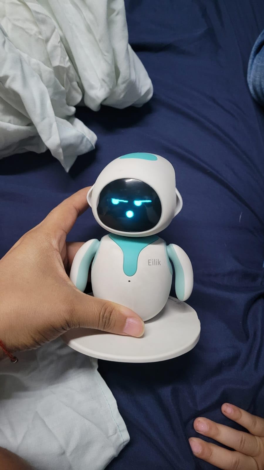 ENERGIZE LAB Eilik - Cute Robot Pets for Kids and Adults, Your Perfect Interactive Companion at Home or Workspace, Unique Gifts for Girls & Boys customer photo 2