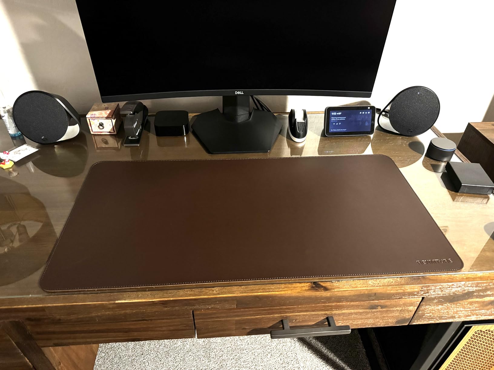 RENMTURE Dual-Sided Mouse Pad, Natural Cork & PU Leather Large Desk Pad for Office and Home Work, Desk Protector Non-Slip, Waterproof, Easy Clean (Apricot, 36