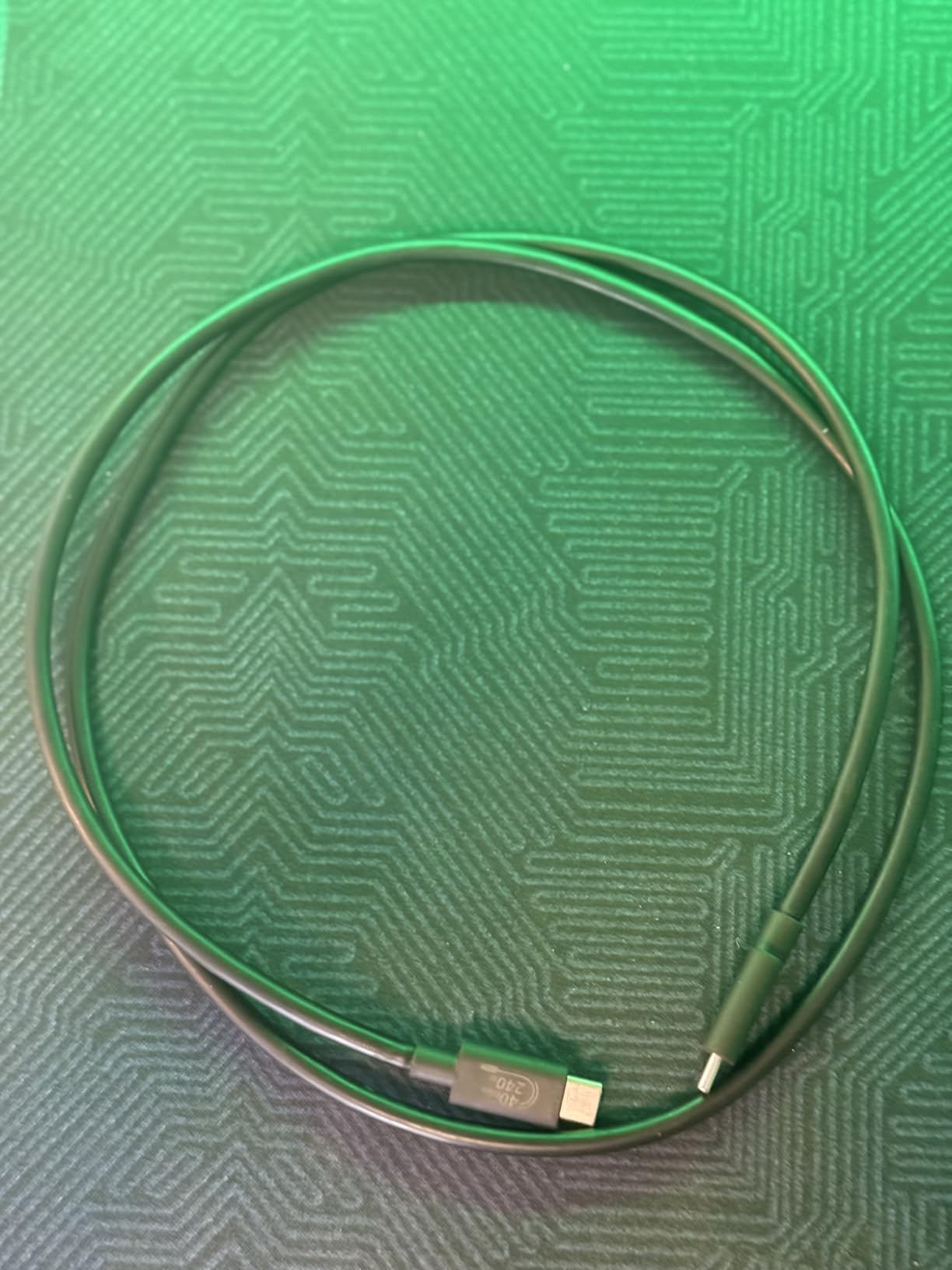 Anker USB C Cable(3.3FT, 240W), USB 4 Data Cable, 40Gbps, 8K HD Display, Thunderbolt 4/3 Compatible customer photo 2