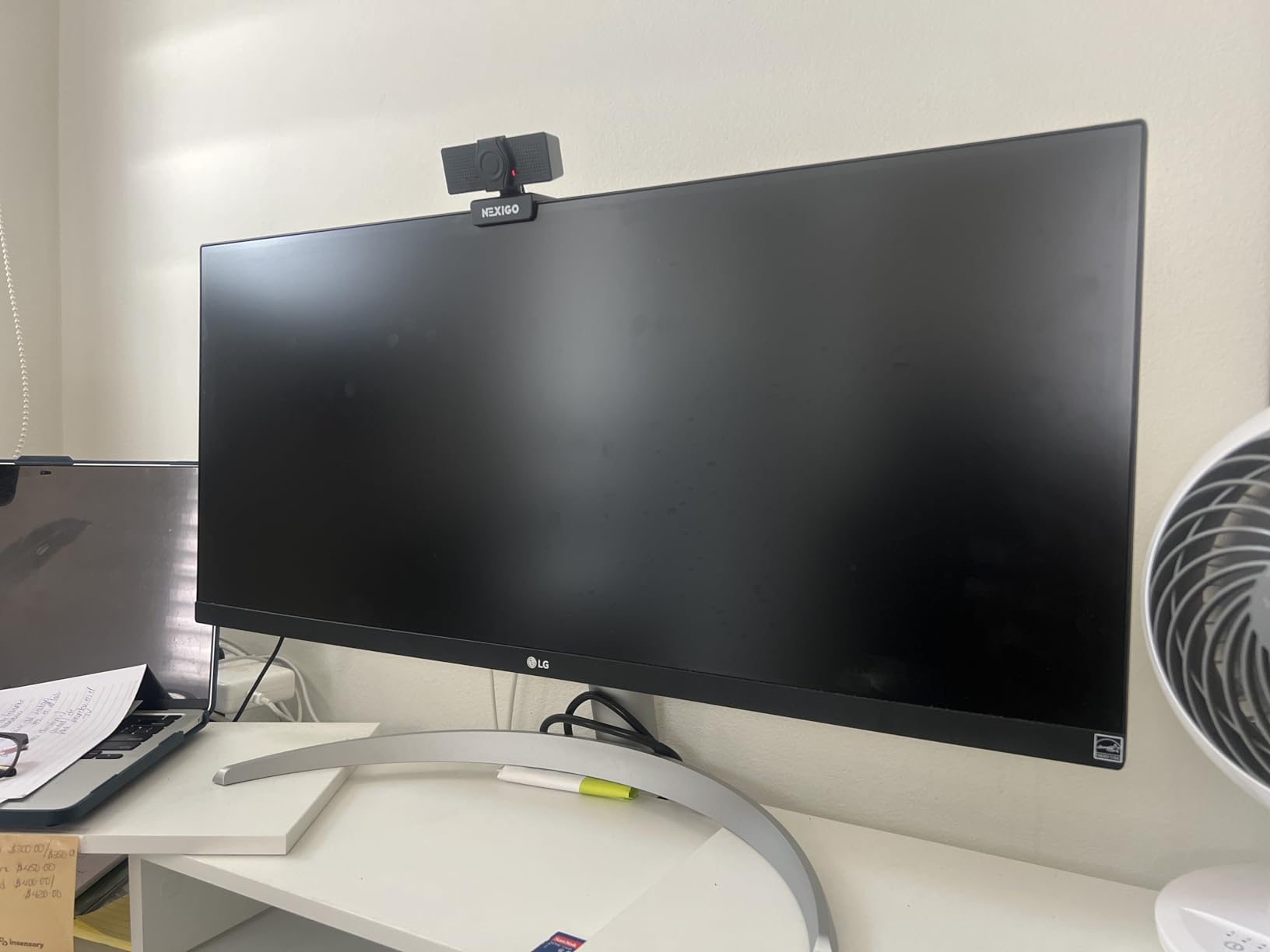 LG 34WQ650-W 34 Inch 21:9 UltraWide Full HD (2560 x 1080) IPS Monitor, with RGB 99% Color Gamut, VESA DisplayHDR 400, USB Type-C, AMD FreeSync, Built in Speakers customer photo 1