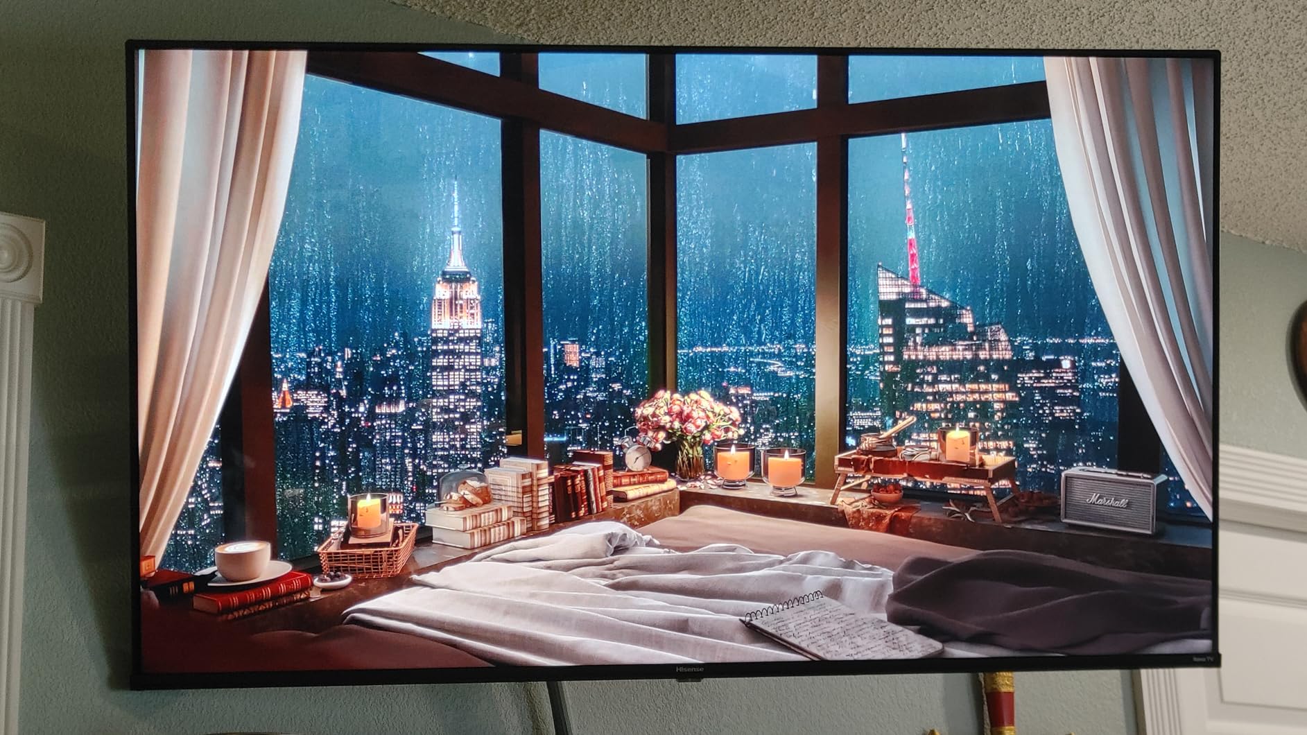 Hisense 43-Inch Class R6 Series 4K UHD Smart Roku TV with Alexa Compatibility, Dolby Vision HDR, DTS Studio Sound, Game Mode (43R6G) customer photo 1