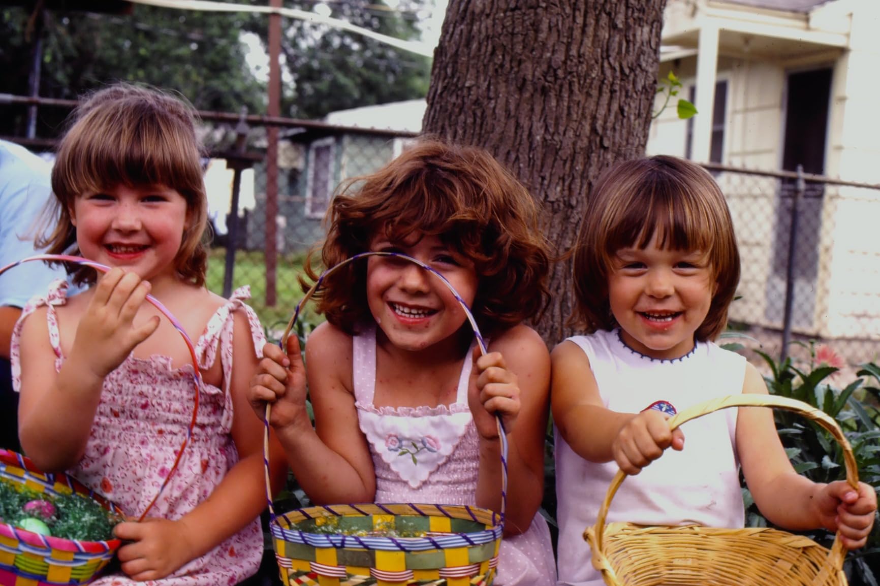 Kodak Slide N Scan Max Digital Film Slide Scanner, Black/Yellow (RODFS70) customer photo 1