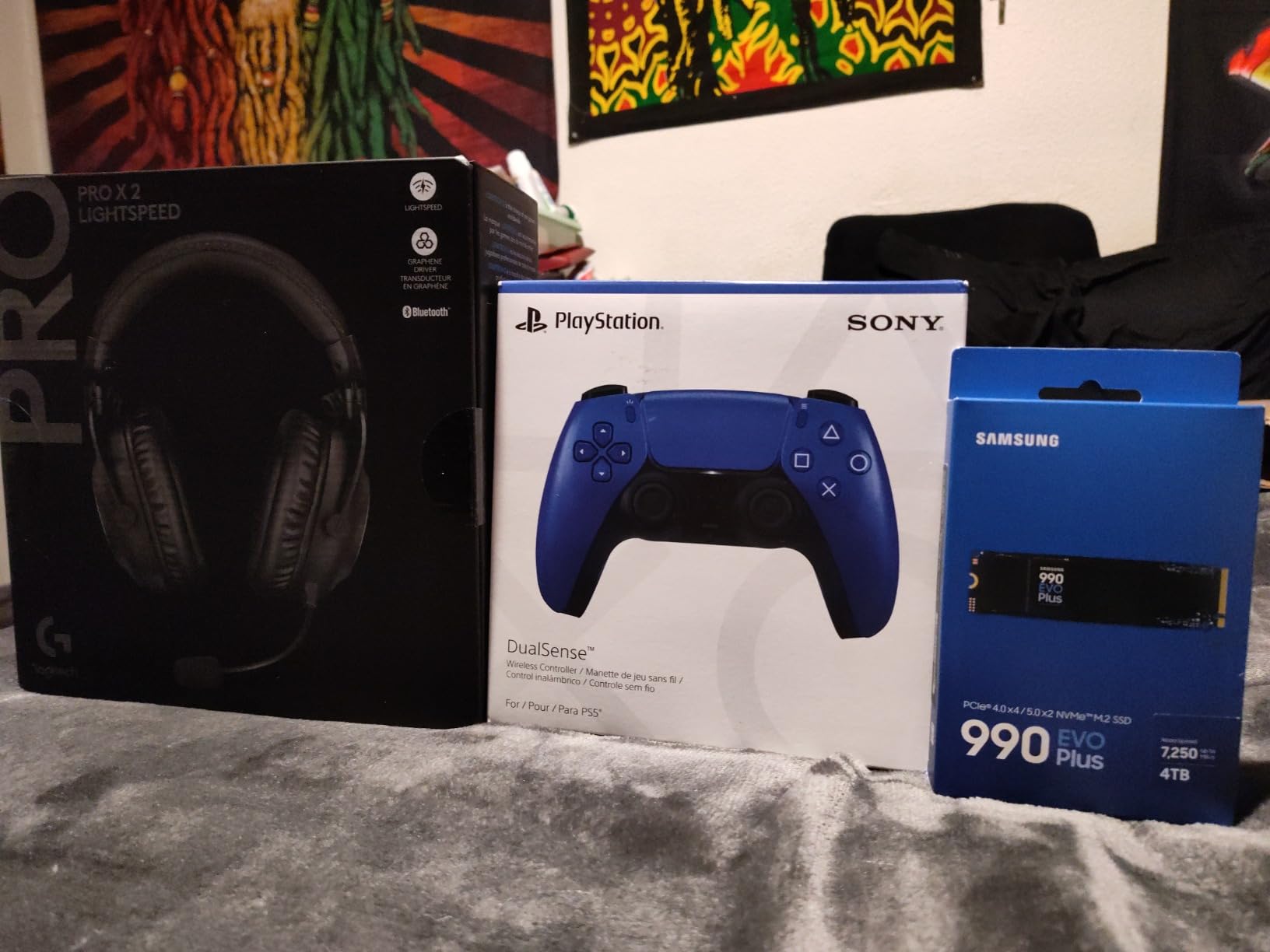 Logitech G PRO X 2 Lightspeed Wireless Gaming Headset, Detachable Boom Mic, 50mm Graphene Drivers, DTS:X Headphone 2.0-7.1 Surround, Bluetooth/USB/3.5mm Aux, for PC, PS5, PS4, Nintendo Switch - Black customer photo 2