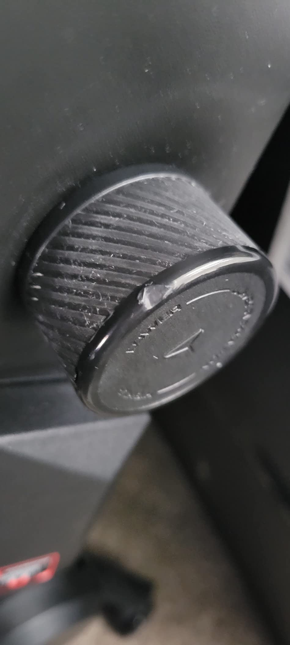 Secretlab Titan Evo Black Gaming Chair - Reclining, Ergonomic & Heavy Duty Computer Chair with 4D Armrests, Magnetic Head Pillow & Lumbar Support - Big and Tall Up to 395 lbs - Black - Leatherette customer photo 2