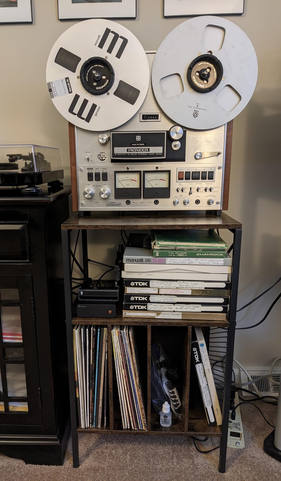 3-Tier Record Player Stand, Vinyl Record Storage Turntables for Vinyl Records, Record Player Table Holds Up to 200 Albums, Mid-Century Turntable Stand for Living Room, Bedroom, Office customer photo 1