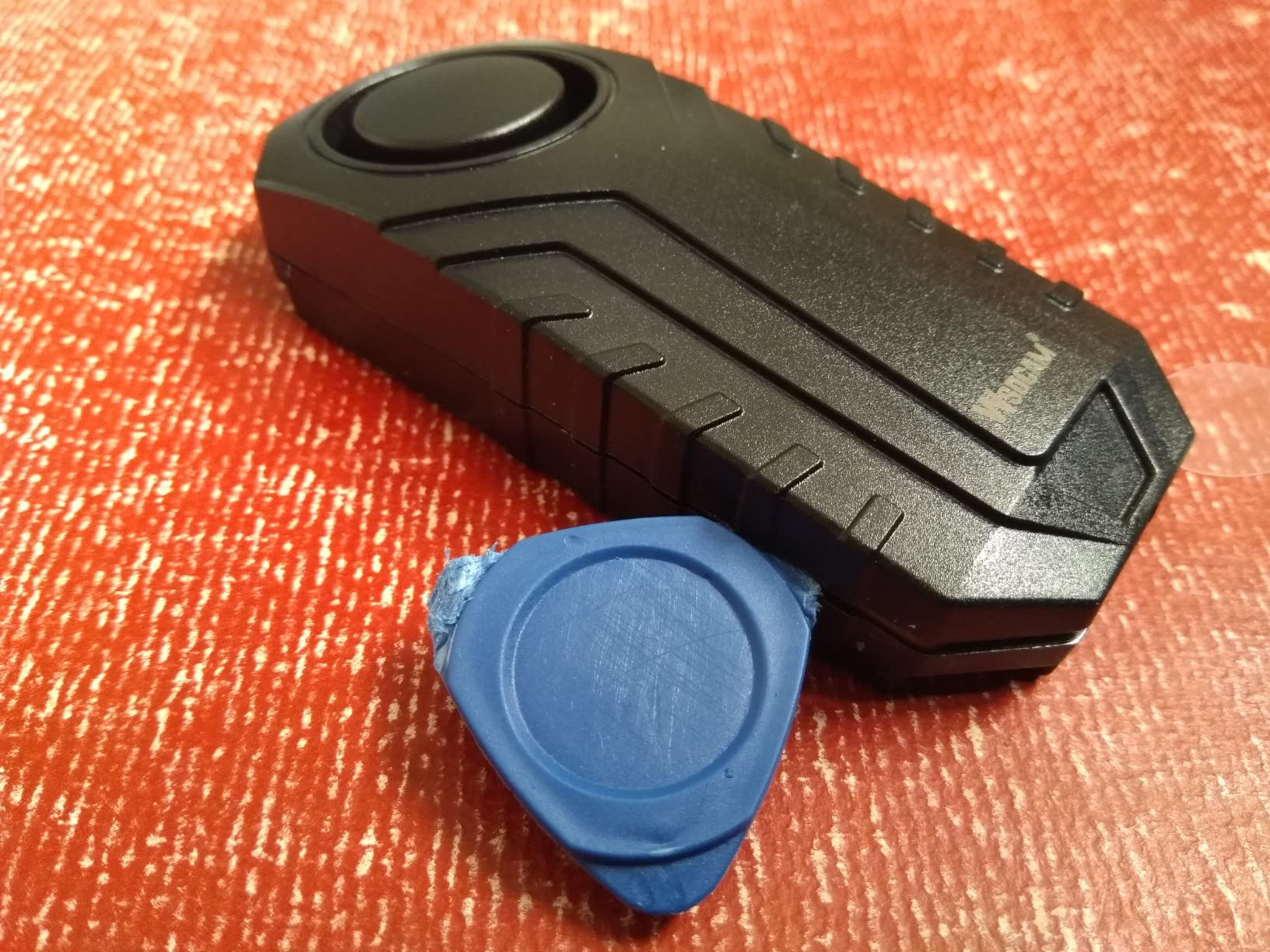 WSDCAM Catalytic Converter Alarm 113dB Loud Wireless Catalytic Converter Anti Theft Vibration Vehicle Security Alarm System Motorcycle Car Alarm with Remote Aluminum Alloy and Heat Insulated Pad customer photo 2