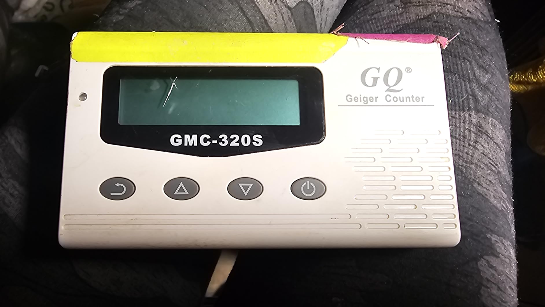GQ 320S Digital Nuclear Radiation Detector Monitor Meter Geiger Counter Radiation Dosimeter customer photo 1