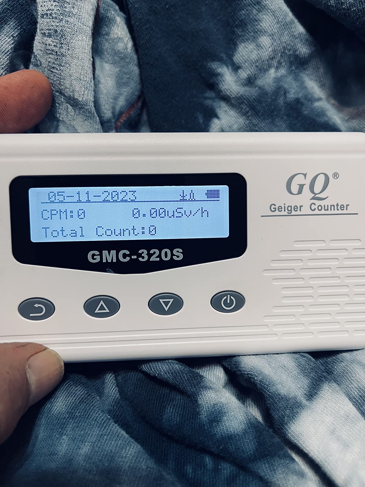 GQ 320S Digital Nuclear Radiation Detector Monitor Meter Geiger Counter Radiation Dosimeter customer photo 2