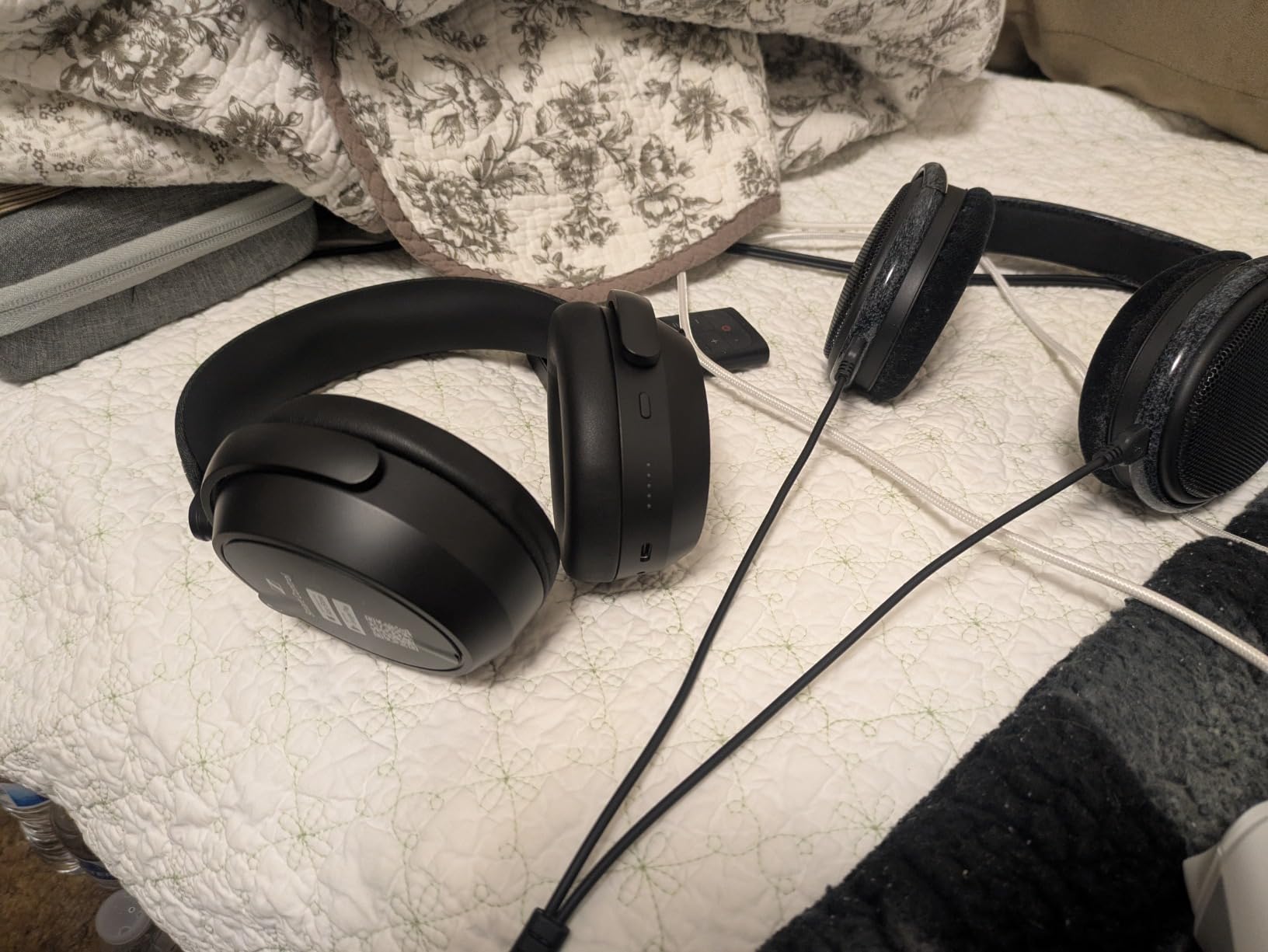 Sennheiser Momentum 4 Wireless Noise Cancelling Headphones - Bluetooth Headset for Crystal-Clear Calls with Adaptive Noise Cancellation, 60h Battery Life, Folding Design customer photo 1