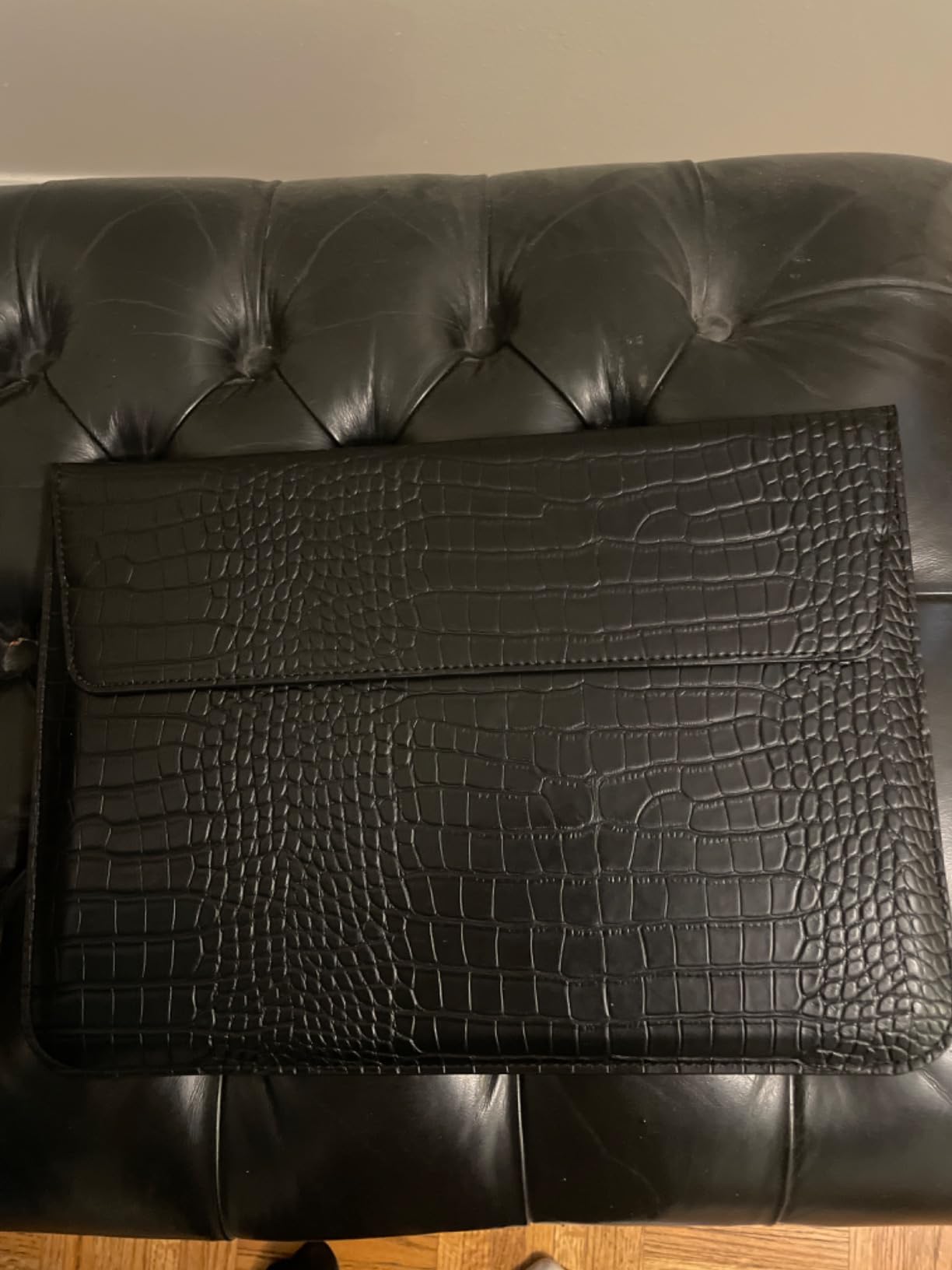 MOSISO Laptop Case 13.3 inch, 13-13.3 inch Laptop Sleeve Compatible with MacBook Air/Pro 13 / Pro 14, HP Dell ASUS Lenovo Notebook, Crocodile Grain PU Leather Flap Case Bag, Black customer photo 2