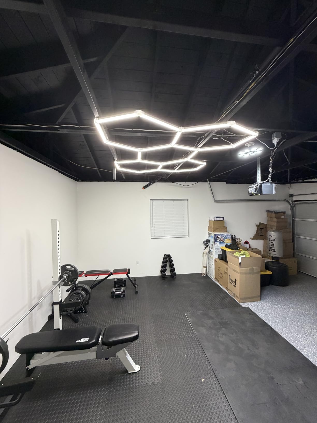 Hexagon LED Garage Light: 25 Pack Updated Bigger Size, 26400LM Super Bright Car Detailing Ceiling LED Shop Light for Warehouse Workshop Gym Basement Car Care Wash Room customer photo 1