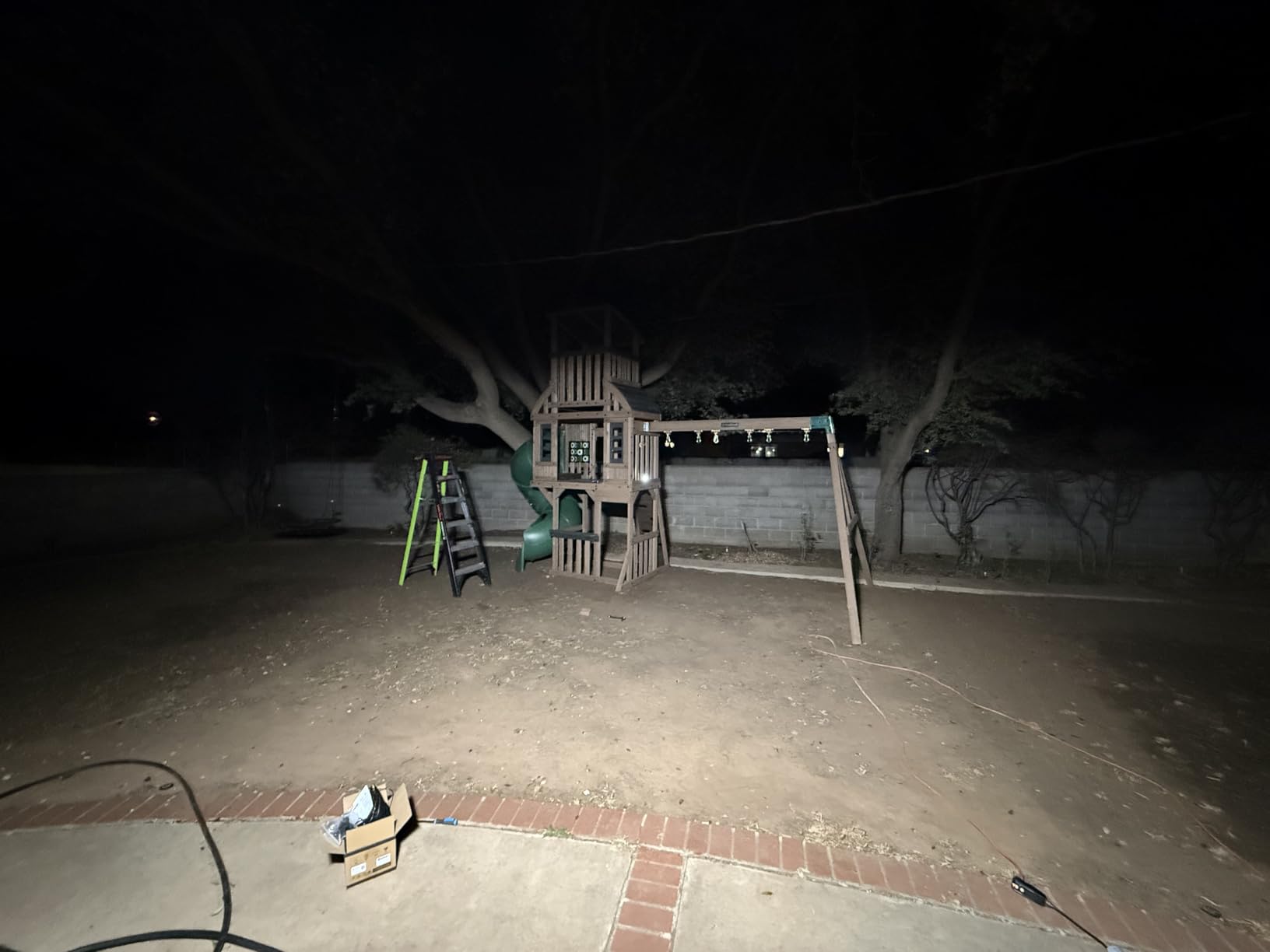 LUTEC 72W 7500LM LED Security Lights Motion Sensor Light Outdoor, 5000K Daylight, IP65 Waterproof, Dusk to Dawn, 3-Head Motion Detected Flood Light for Garage, Yard, Porch(Black) customer photo 1