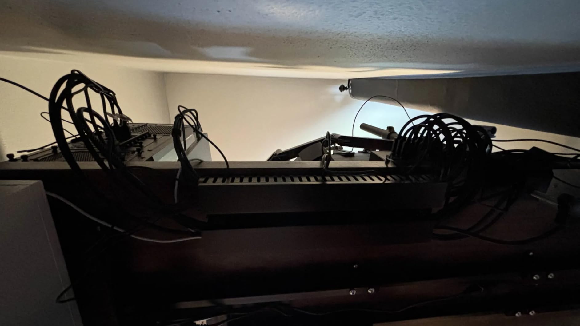 Silkland 54Gbps DisplayPort Cable 2.1 [VESA Certified], DP 2.1 Cable [16K@30Hz, 8K@120Hz, 4K@240Hz 165Hz 144Hz] HDR, HDCP DSC 1.2a, Compatible FreeSync G-Sync Gaming Monitor 5090 7900XTX, 6.6FT customer photo 2